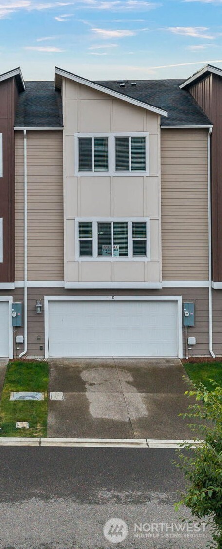 17537 110th Avenue D Property Photo 3