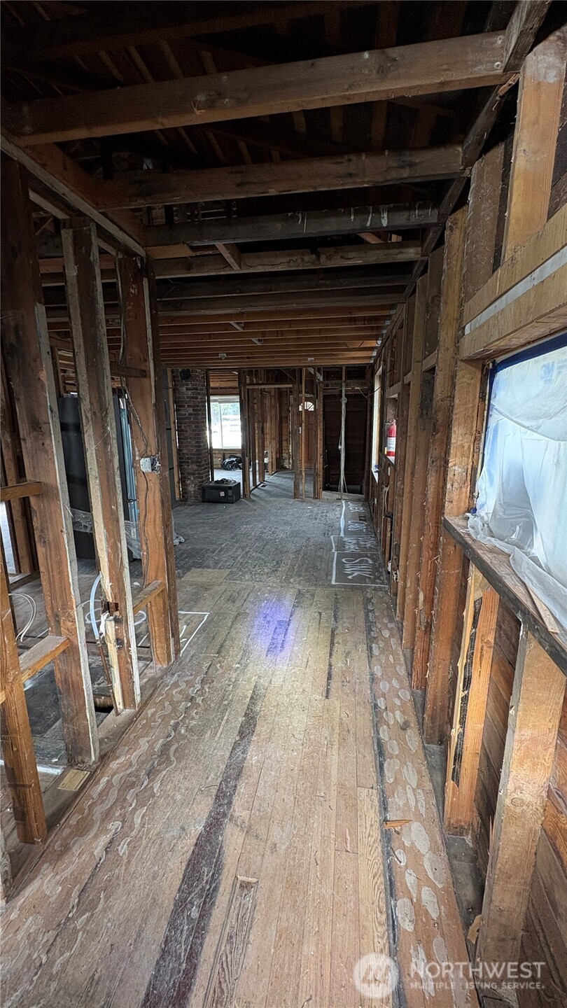 2005 Rockefeller Property Photo 19