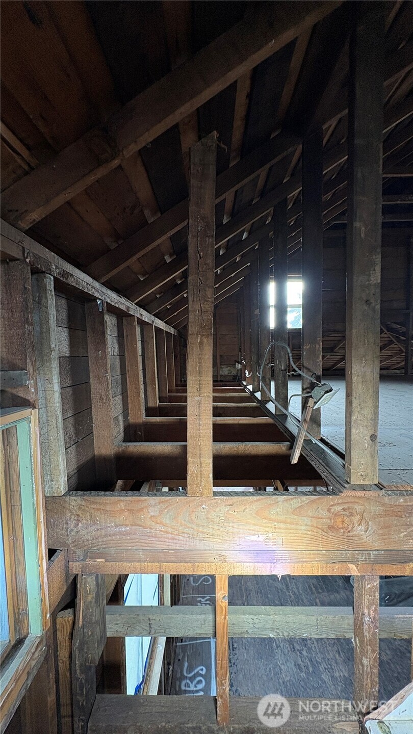 2005 Rockefeller Property Photo 23