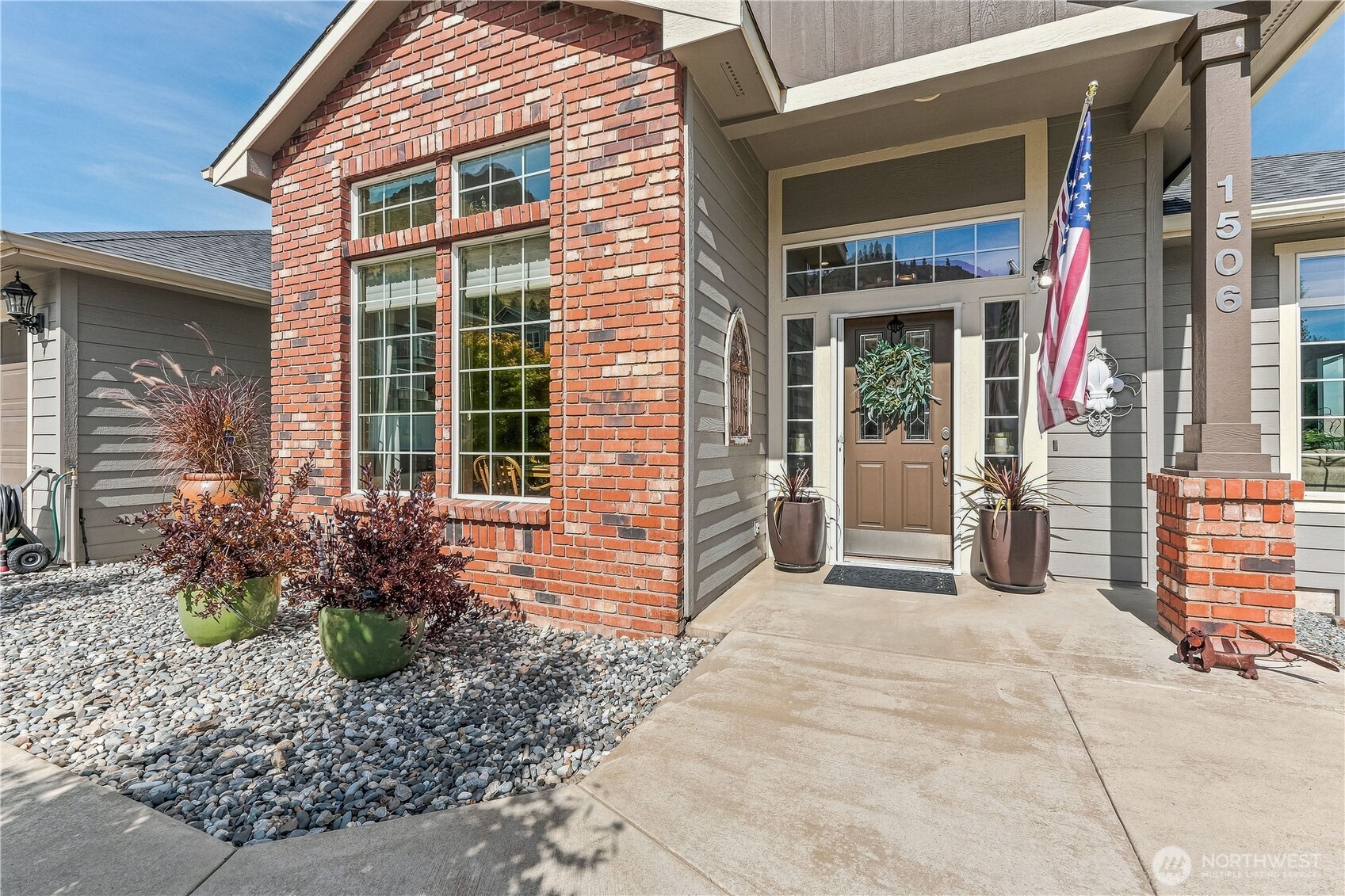 1506 Anton Property Photo 2