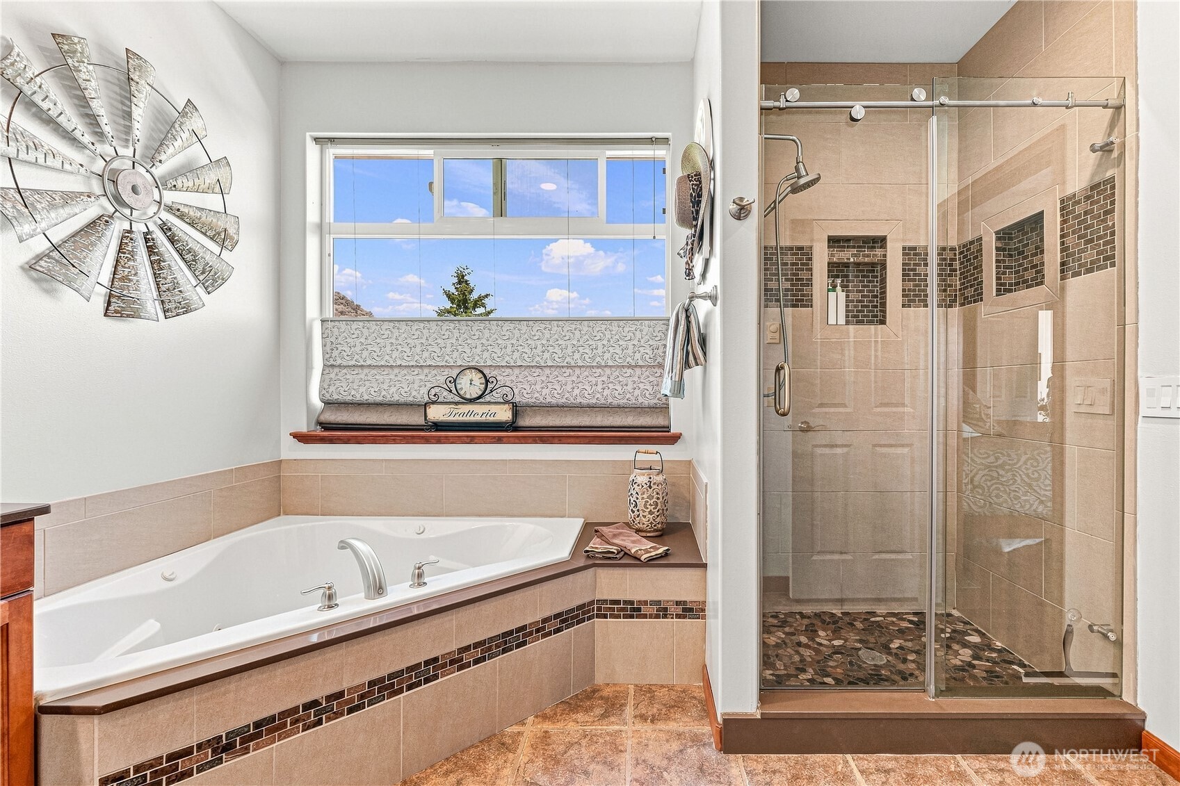 1506 Anton Property Photo 21