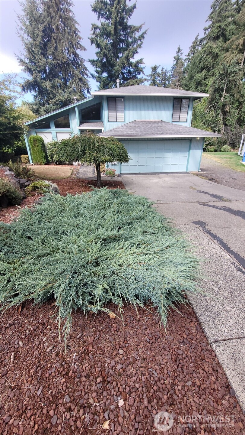 17912 81st Street Property Photo 1