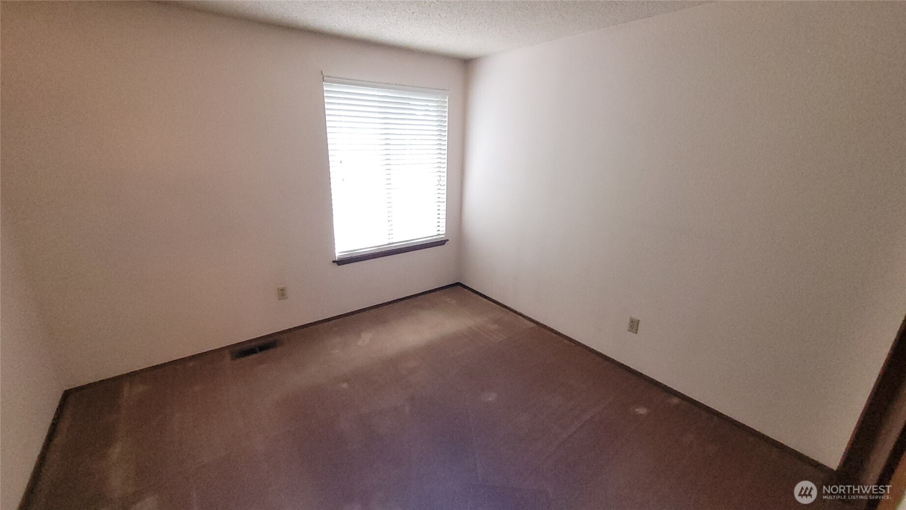 17912 81st Street Property Photo 10