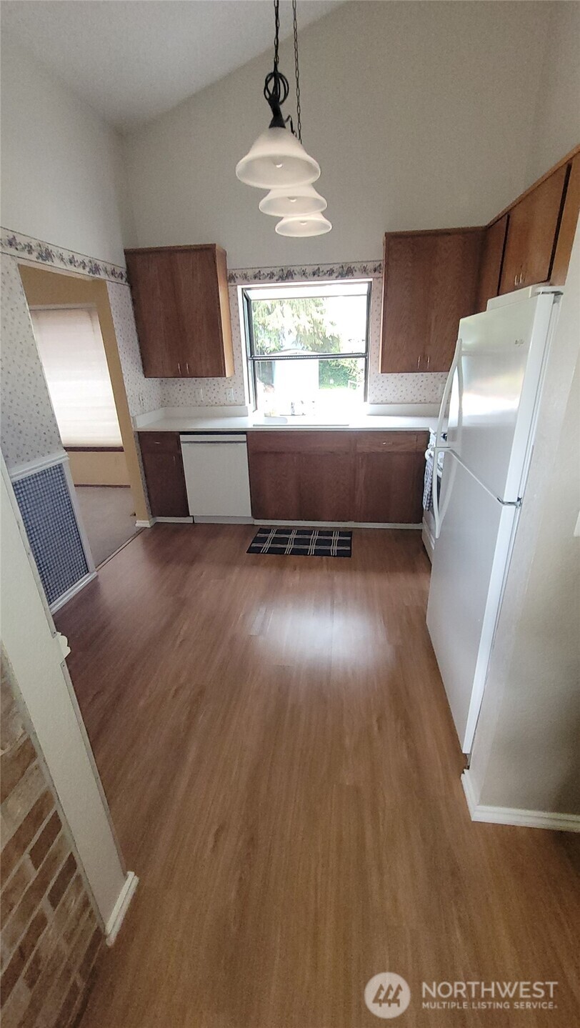 17912 81st Street Property Photo 11
