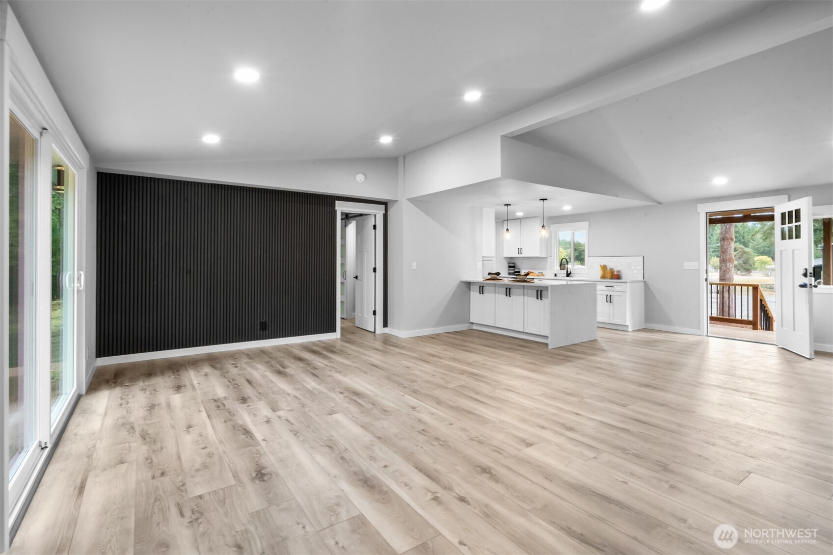 15841 Bald Hill Road Property Photo 18
