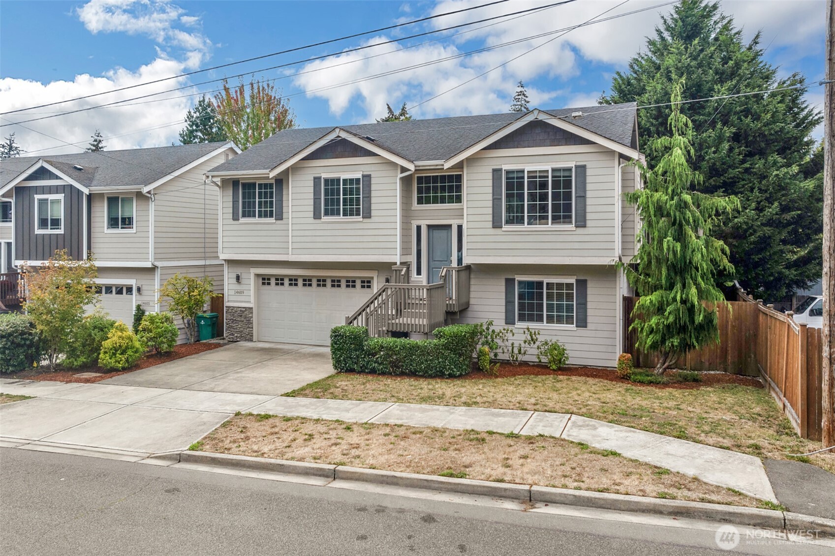 14609 20th Avenue Property Photo 3