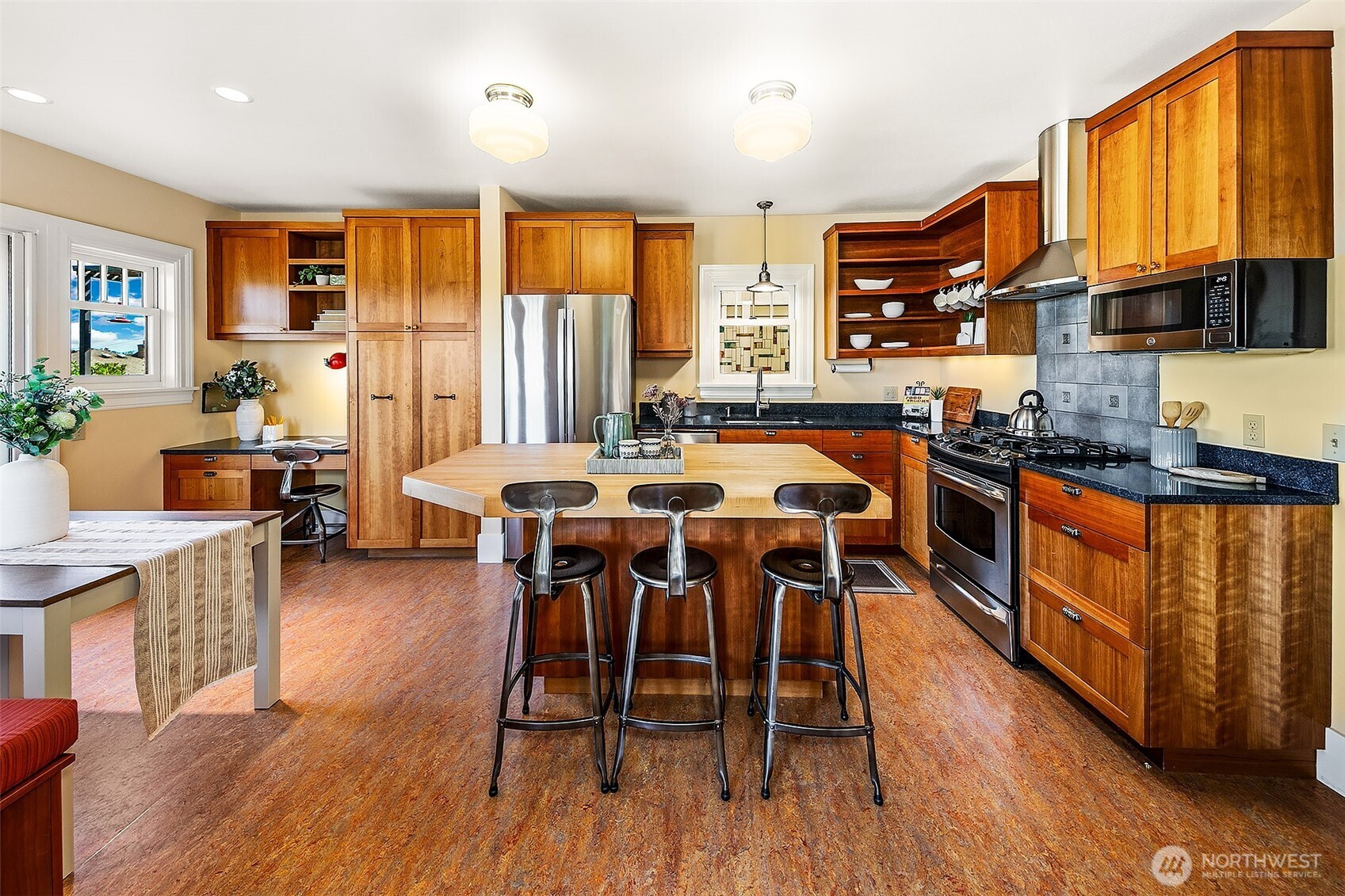 2502 18th Avenue Property Photo 9
