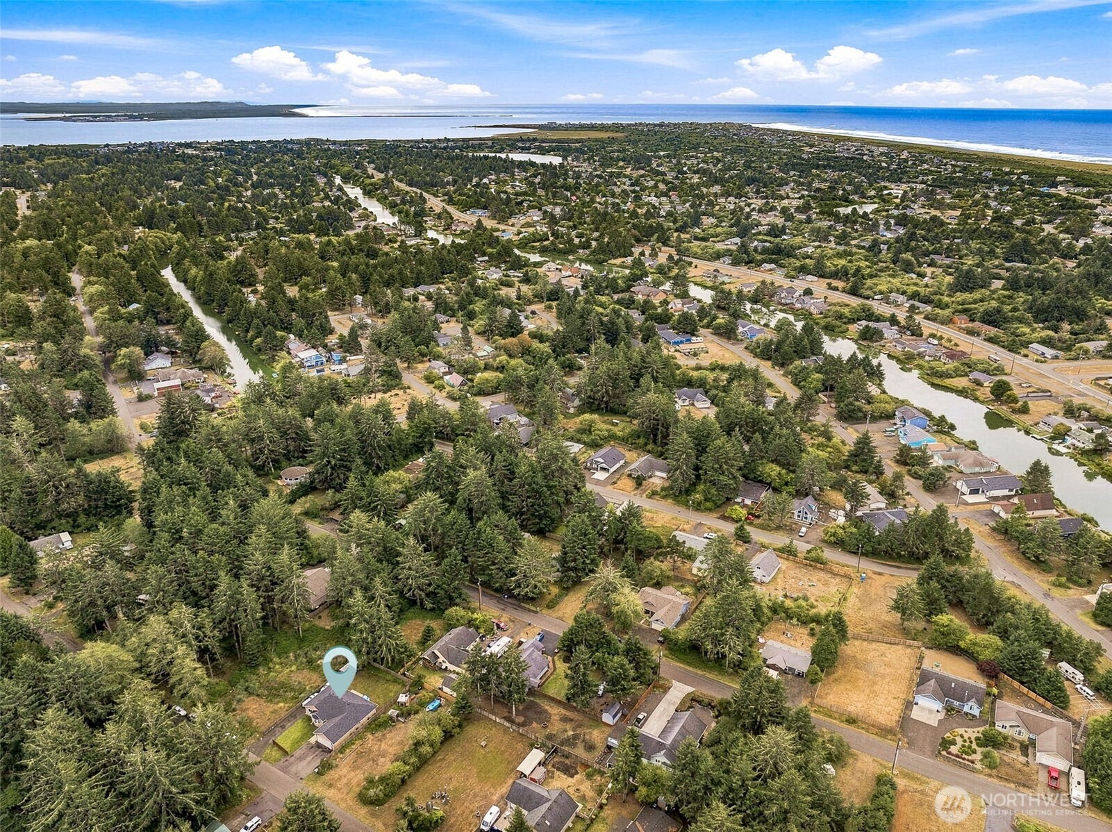 409 Snahapish Avenue Property Photo 24