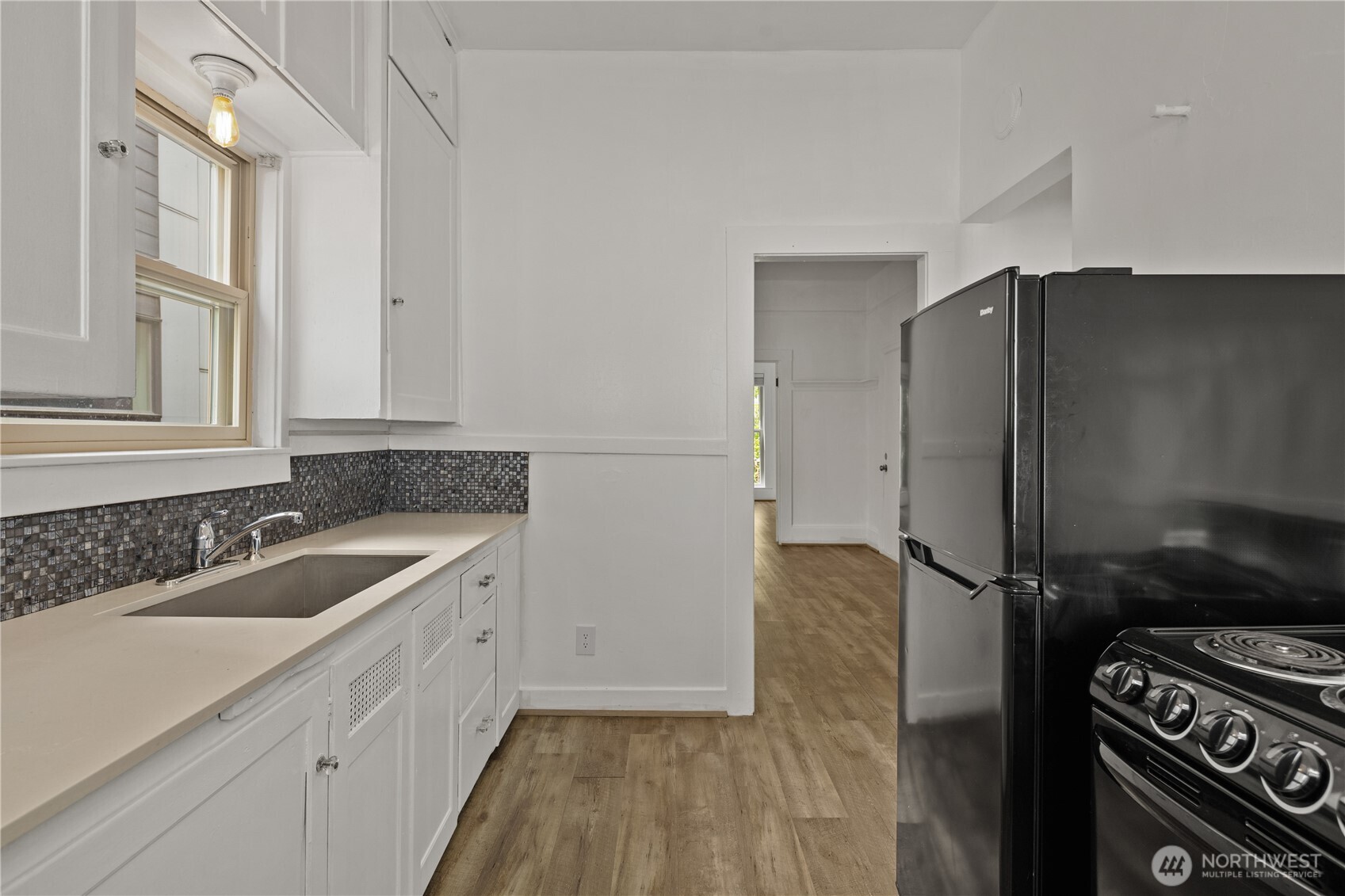 6620 Carleton Avenue Property Photo 17