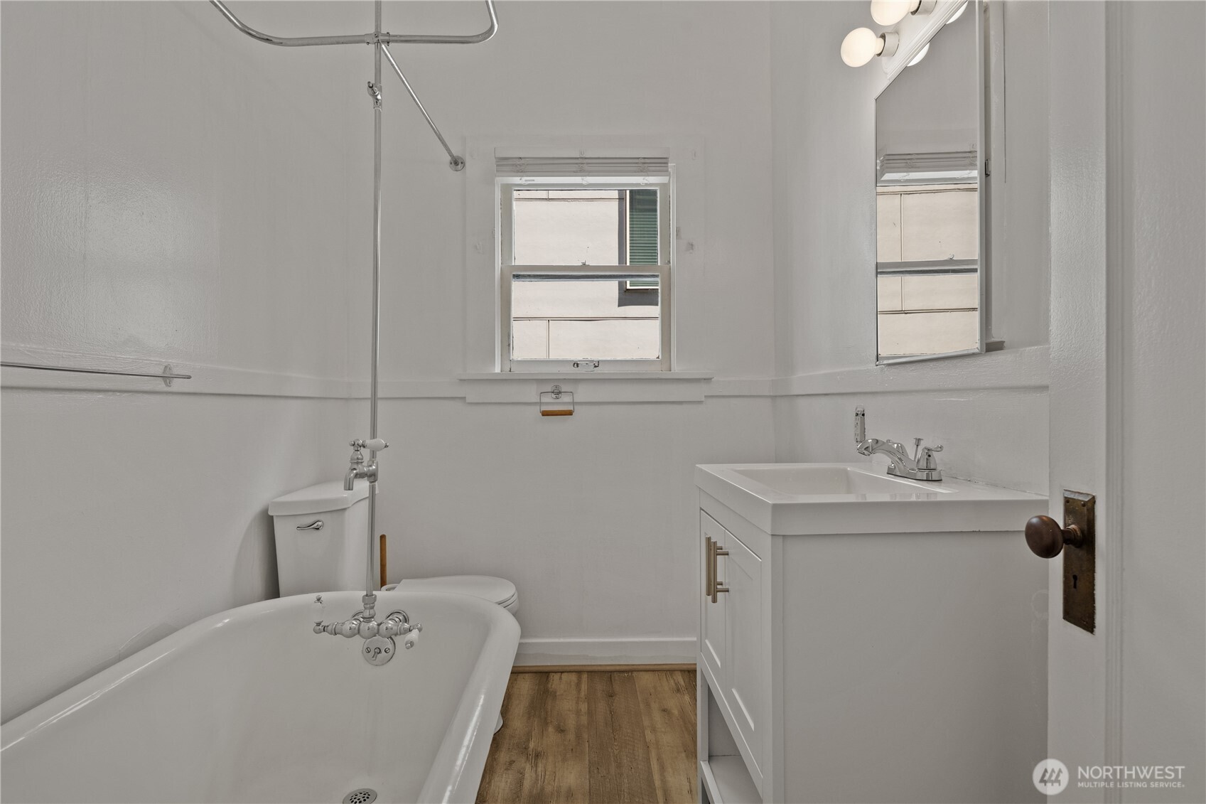 6620 Carleton Avenue Property Photo 21