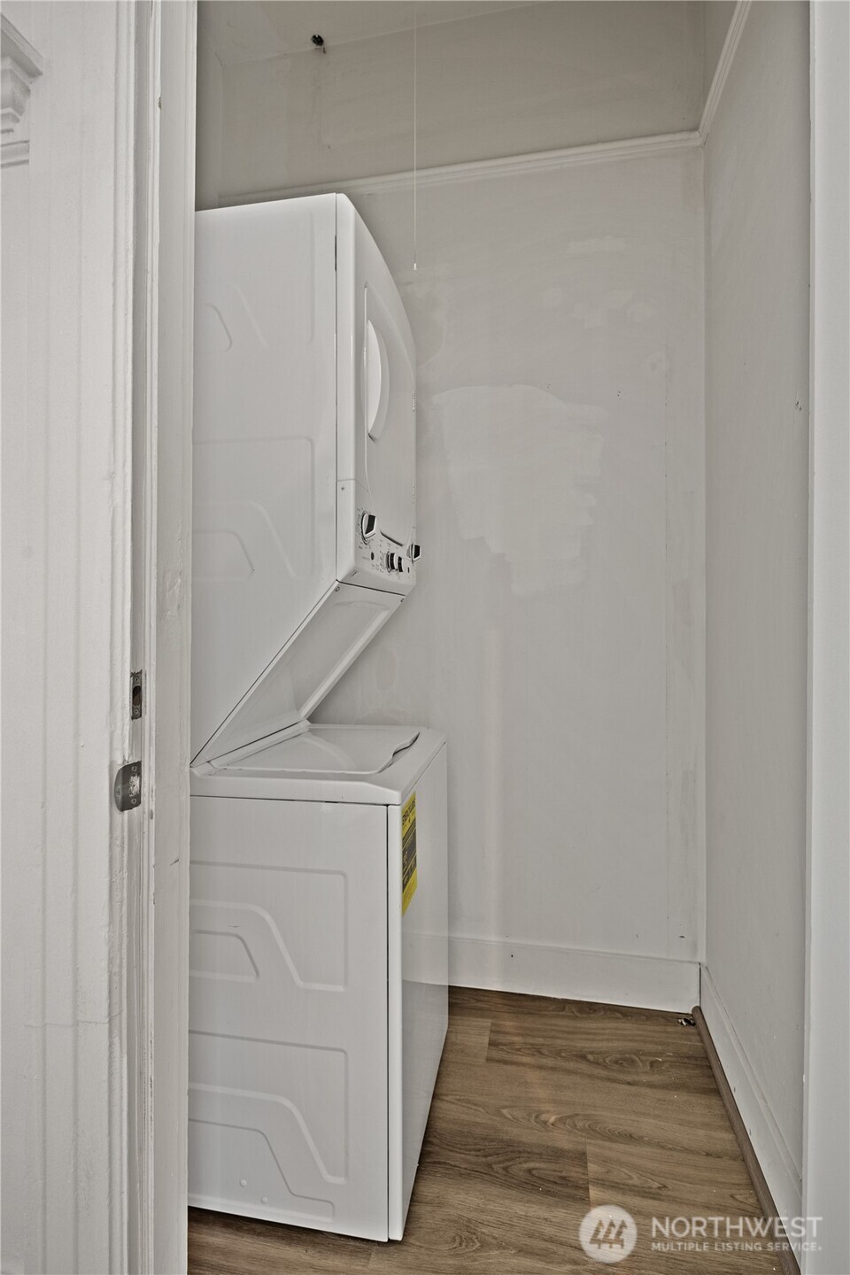 6620 Carleton Avenue Property Photo 23