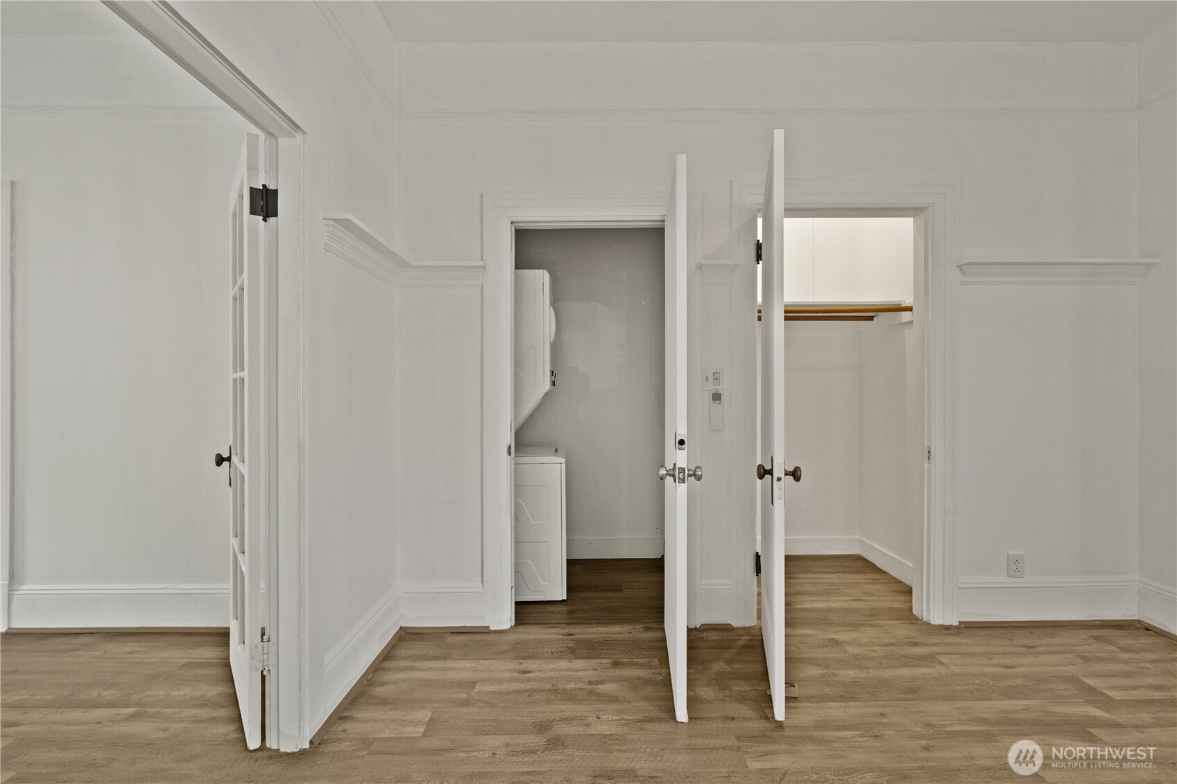 6620 Carleton Avenue Property Photo 24
