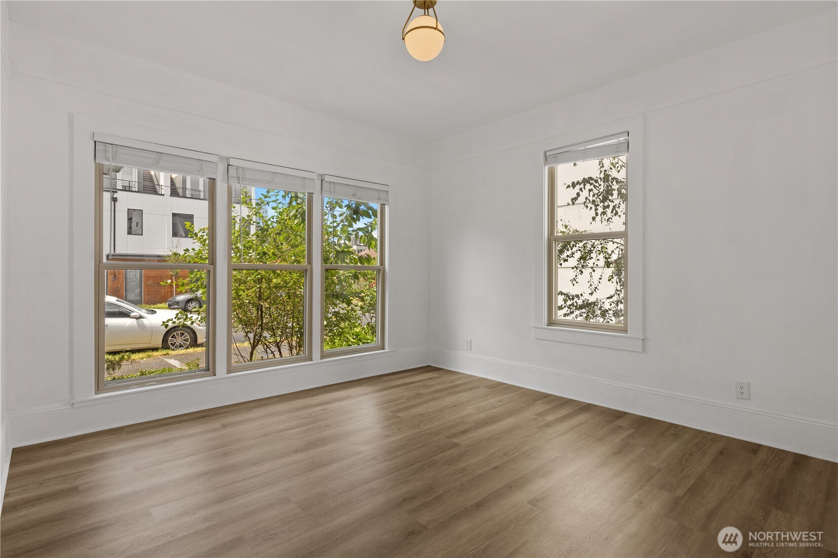 6620 Carleton Avenue Property Photo 38