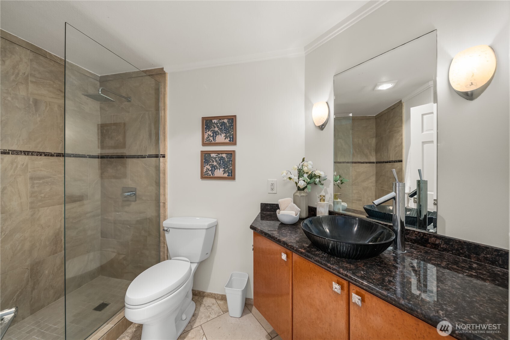 4290 Shoreclub Drive Property Photo 32