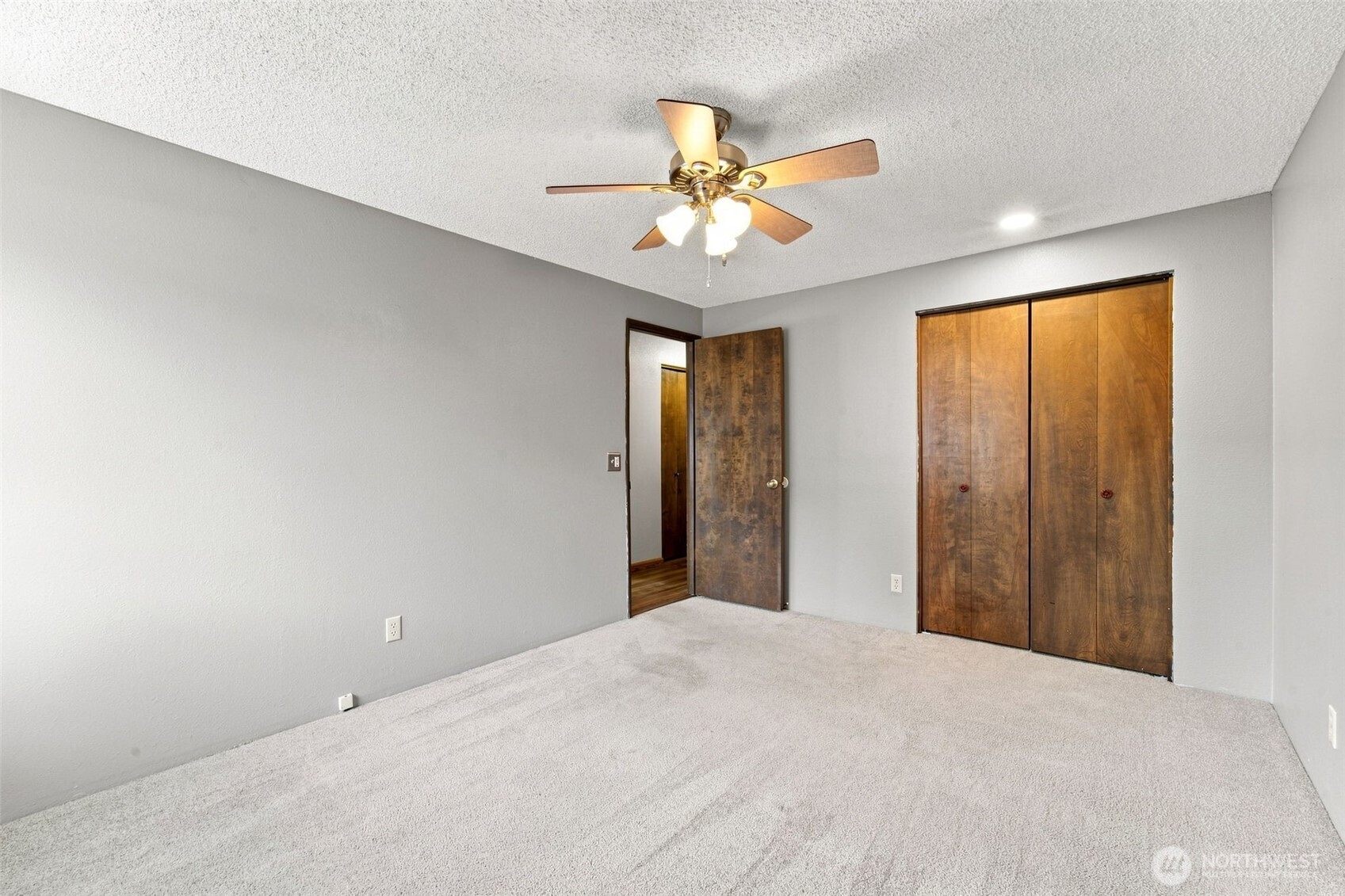 2109 Briarwood Court Property Photo 15