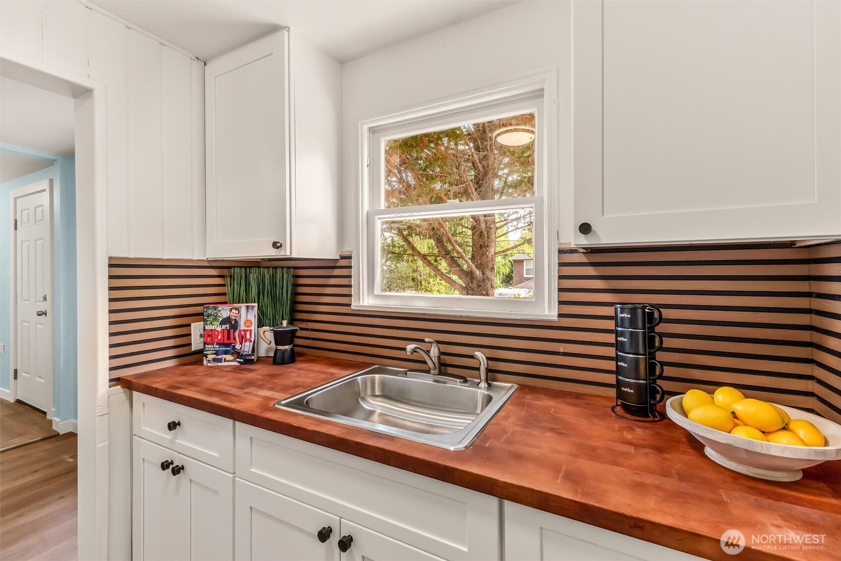 17024 8th Avenue Property Photo 8