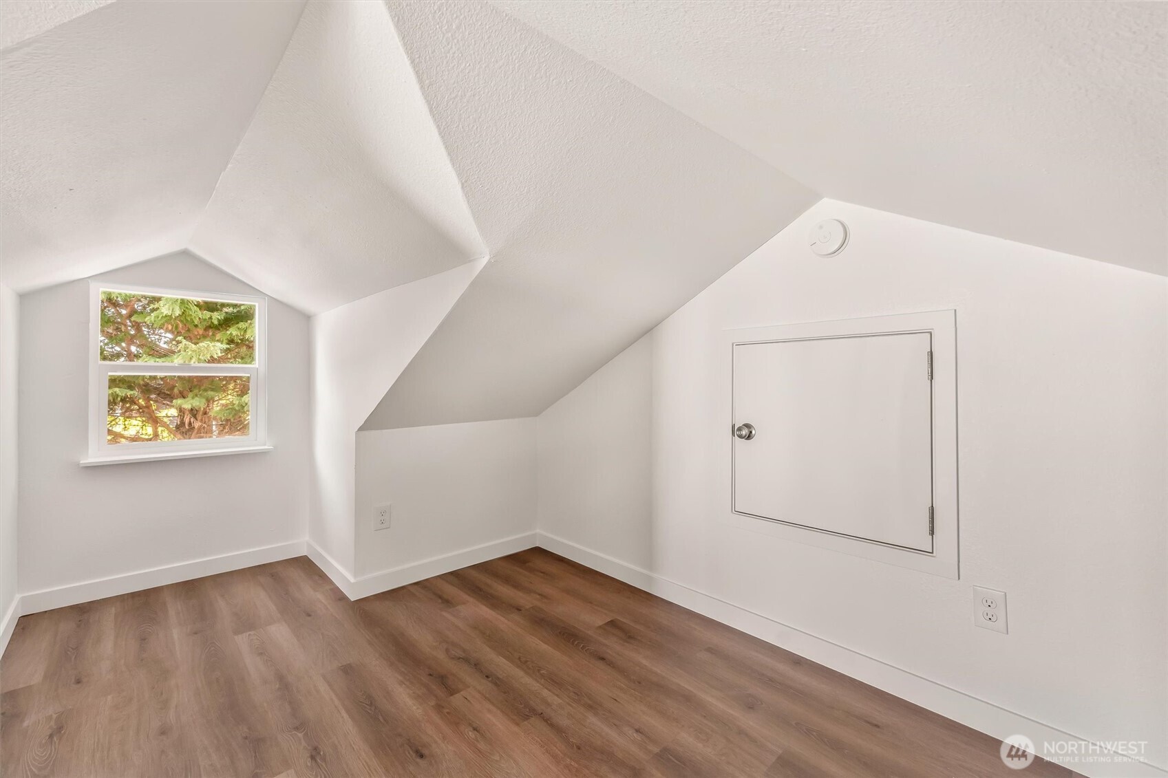 17024 8th Avenue Property Photo 15