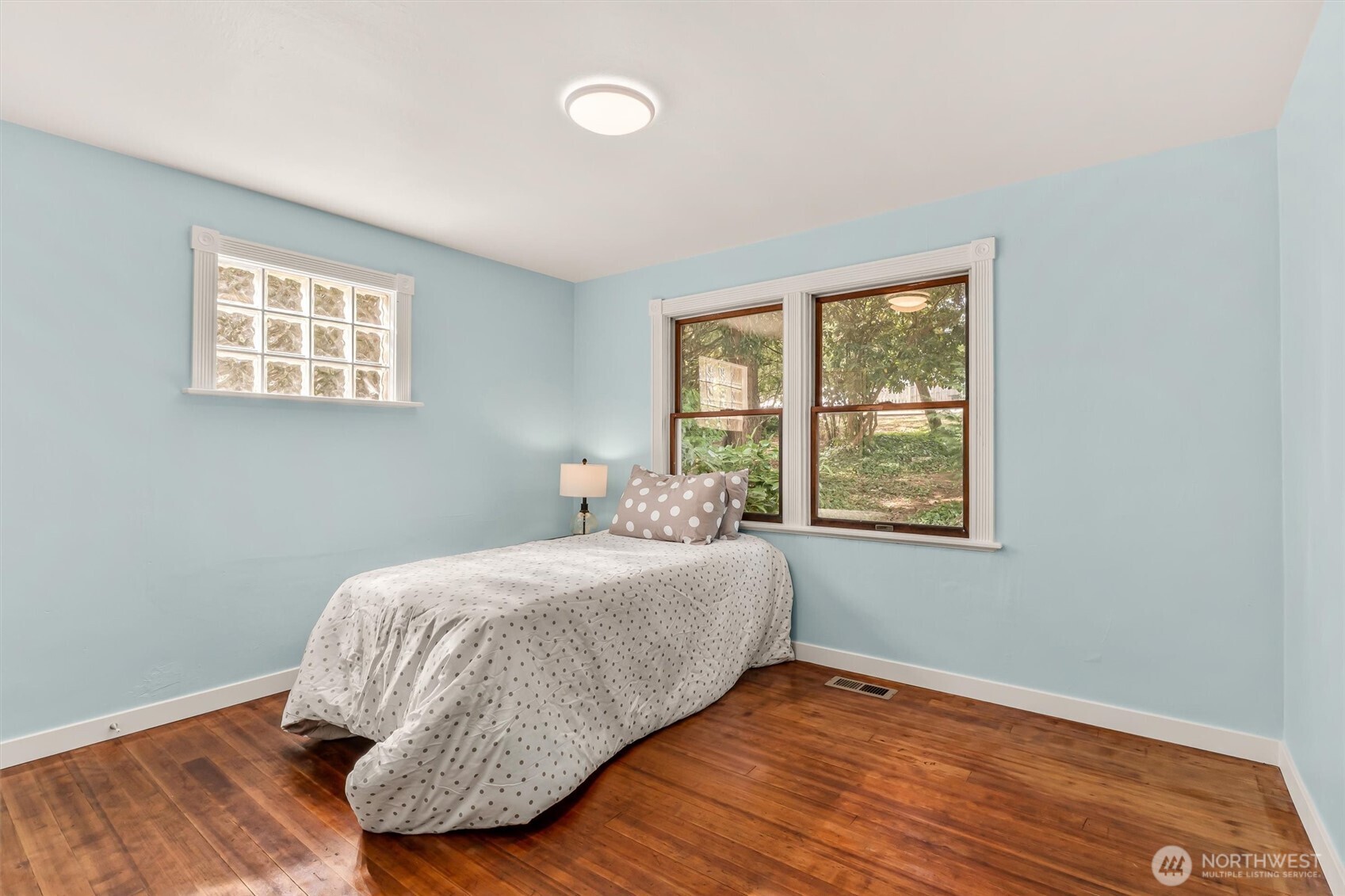17024 8th Avenue Property Photo 18