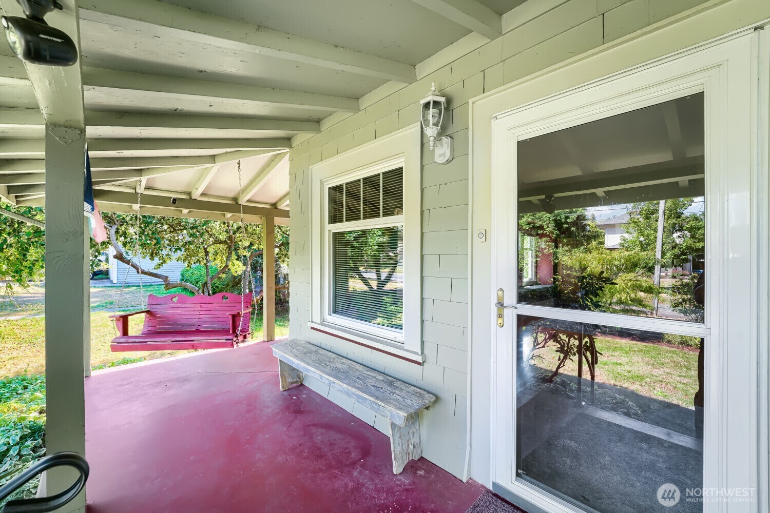 1405 10th Avenue Property Photo 3
