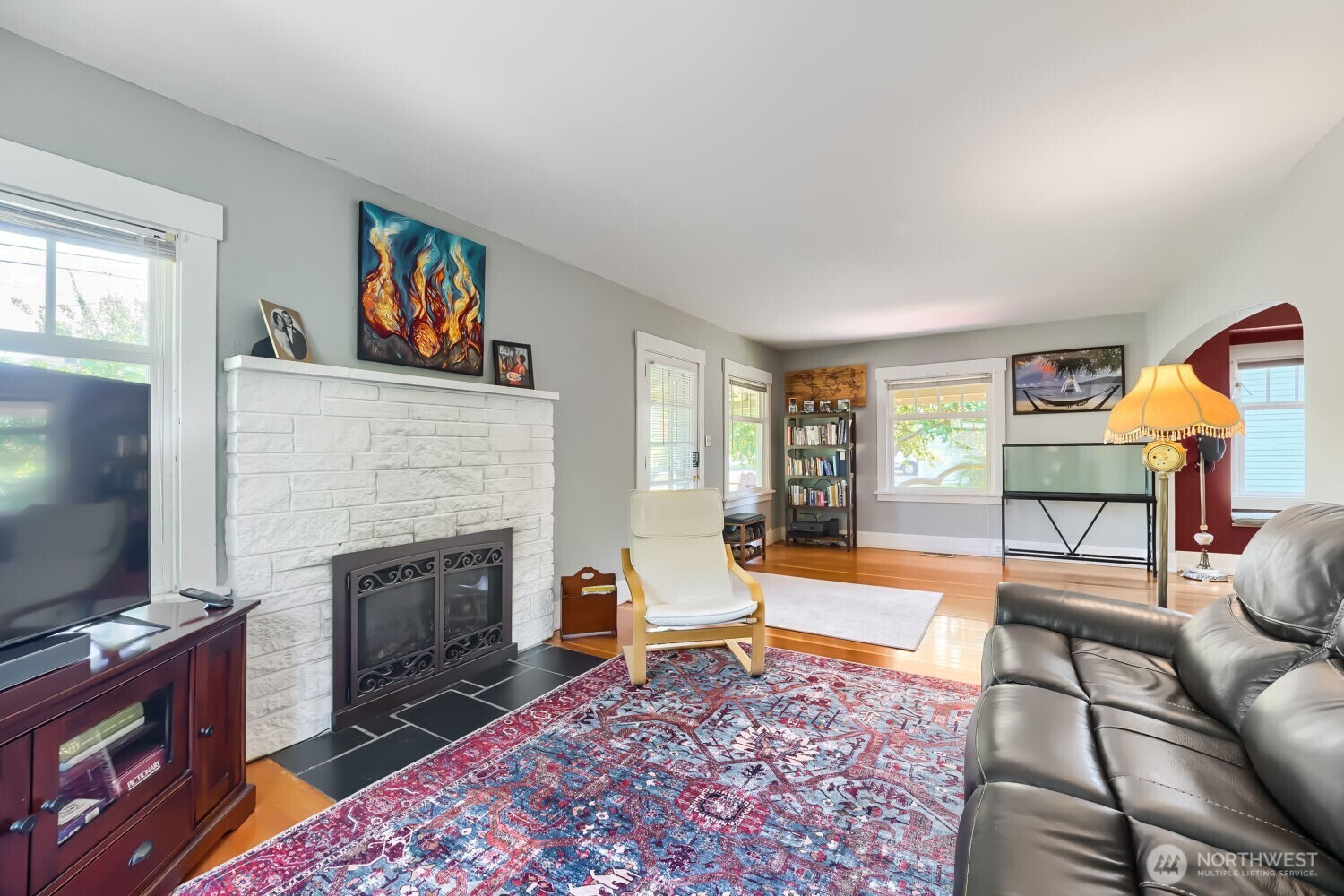1405 10th Avenue Property Photo 4