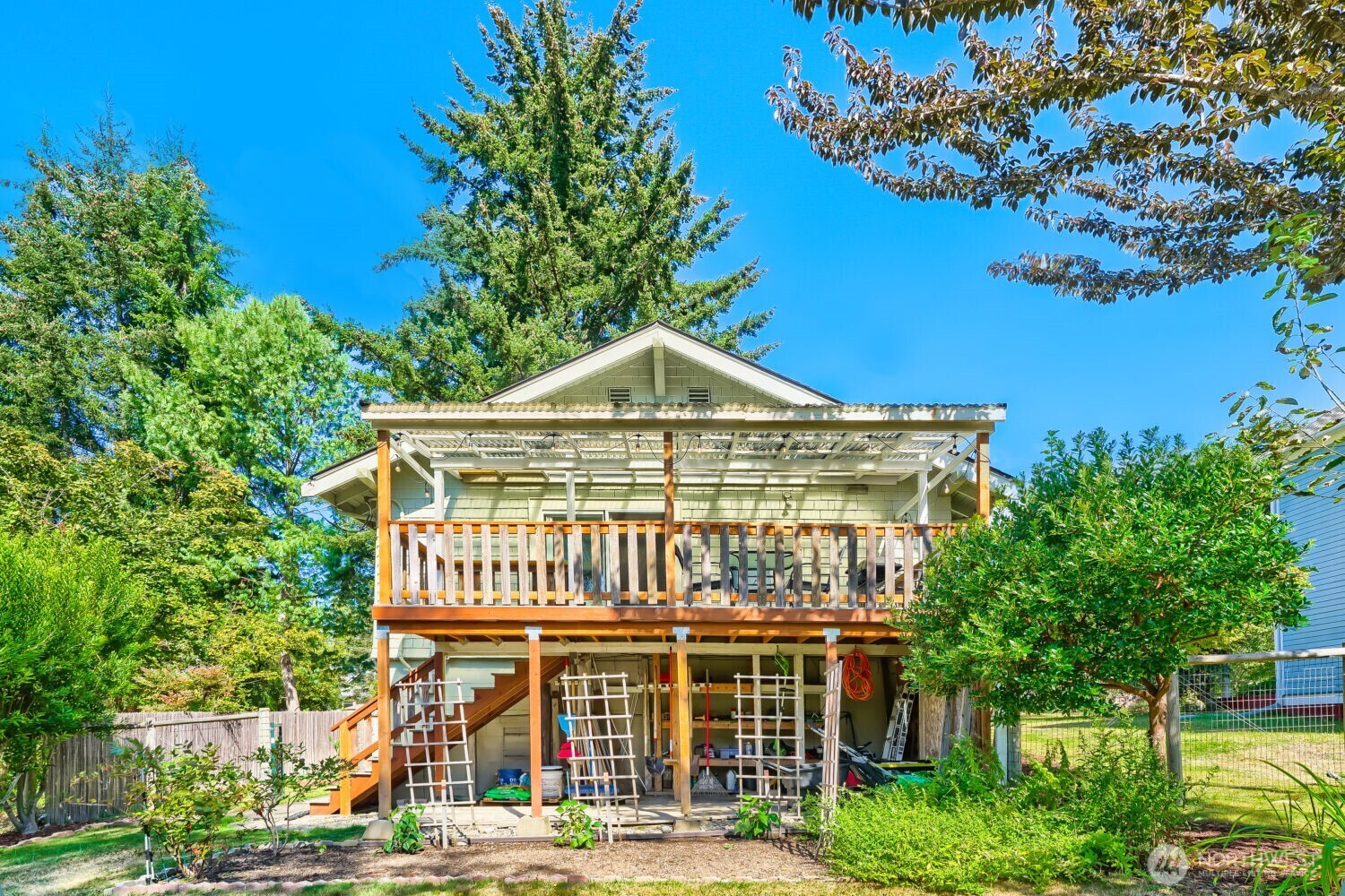1405 10th Avenue Property Photo 20