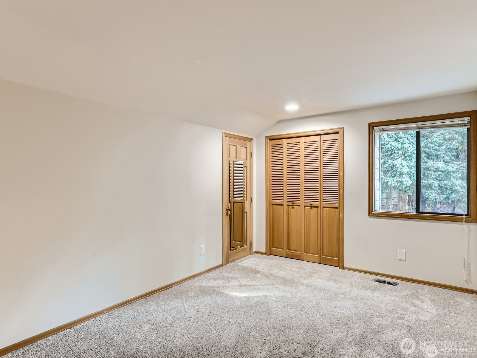 3810 110th Avenue Property Photo 12