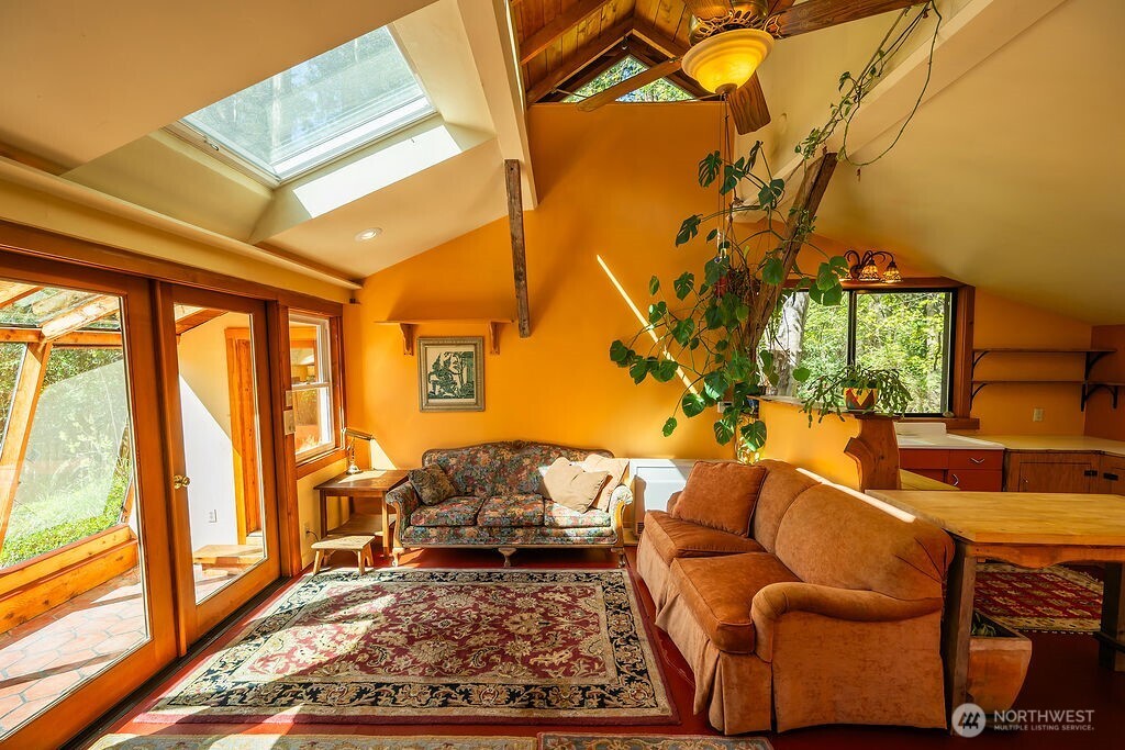 4160 Mud Bay Road Property Photo 3