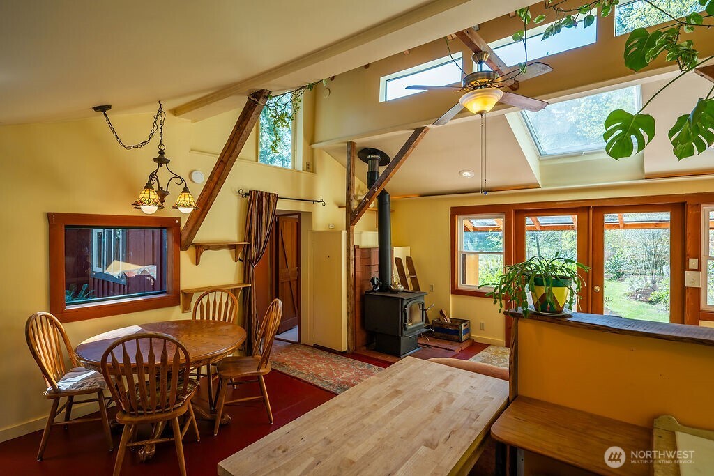 4160 Mud Bay Road Property Photo 6