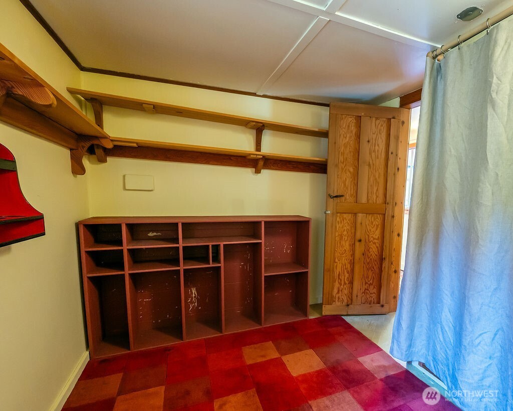 4160 Mud Bay Road Property Photo 9