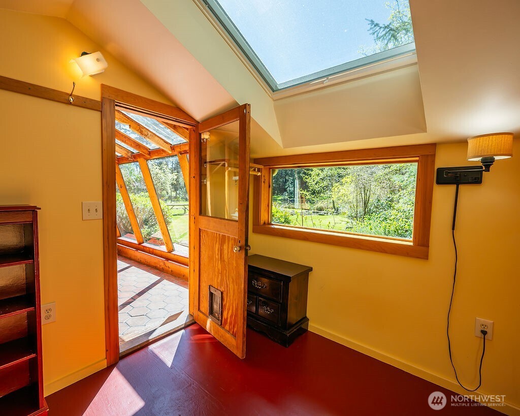 4160 Mud Bay Road Property Photo 14