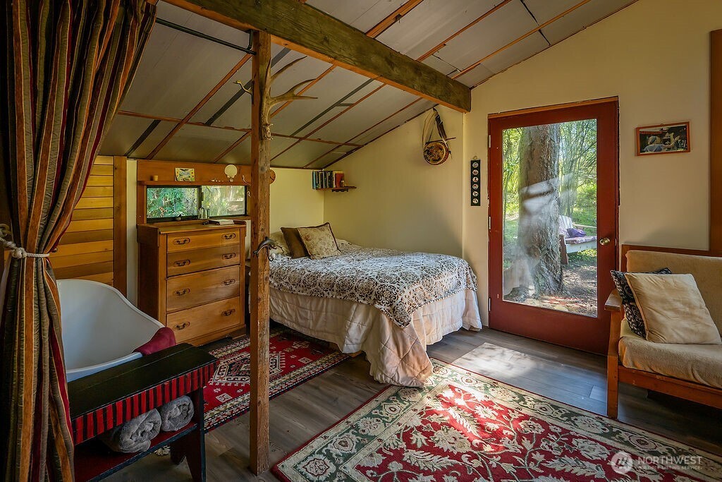 4160 Mud Bay Road Property Photo 24