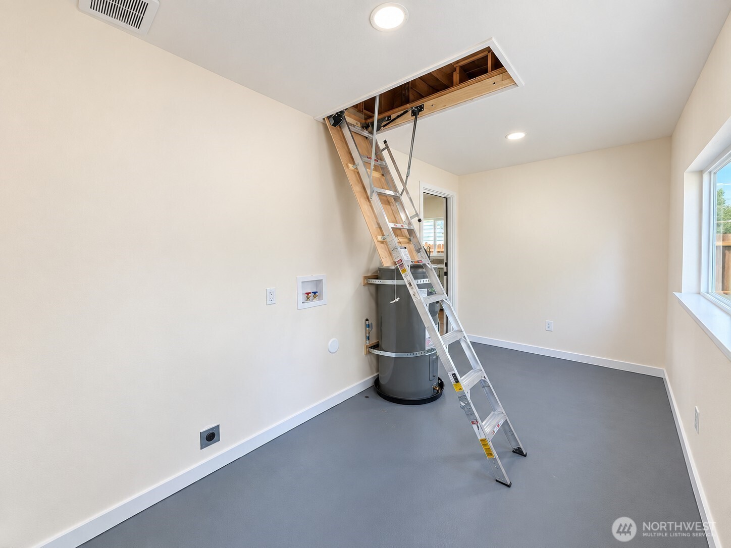1012 Dearborn Avenue Property Photo 17