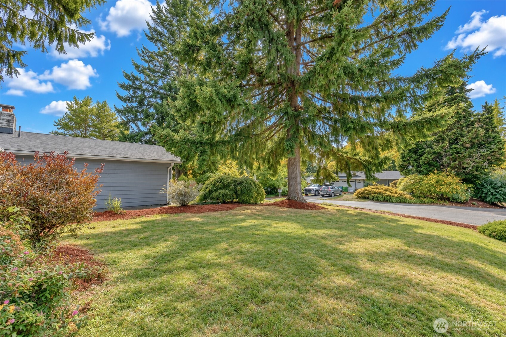 4048 Debbie Court Property Photo 3