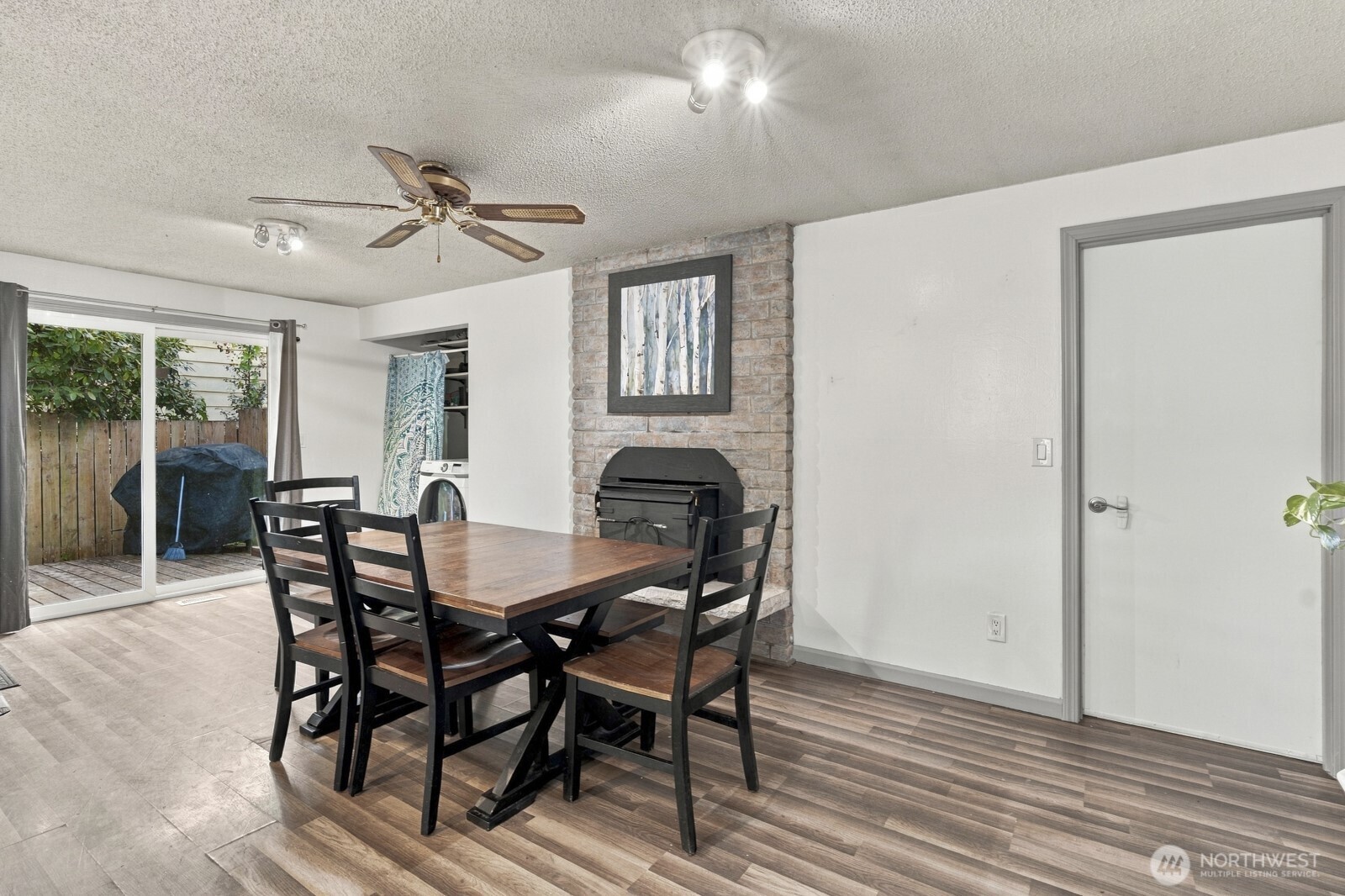 4048 Debbie Court Property Photo 11