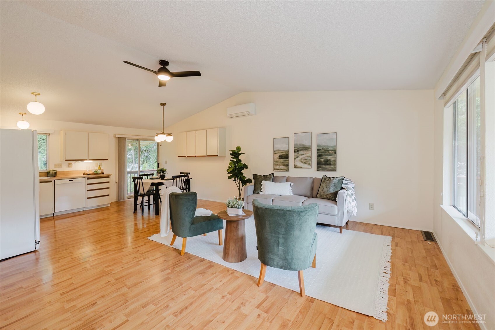 735 Nw Firglade Drive Property Photo 8