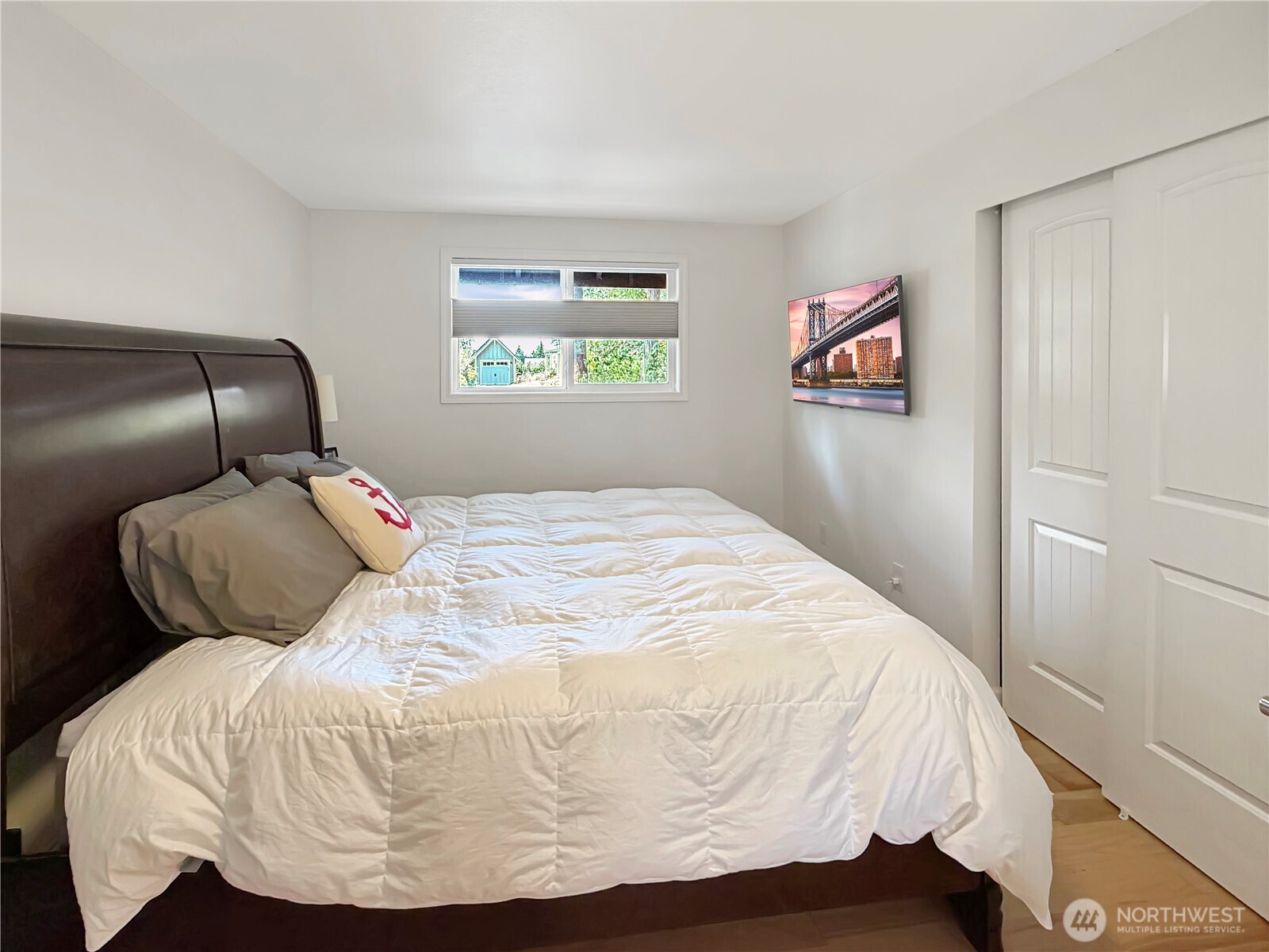 1162 Grow Avenue Property Photo 6
