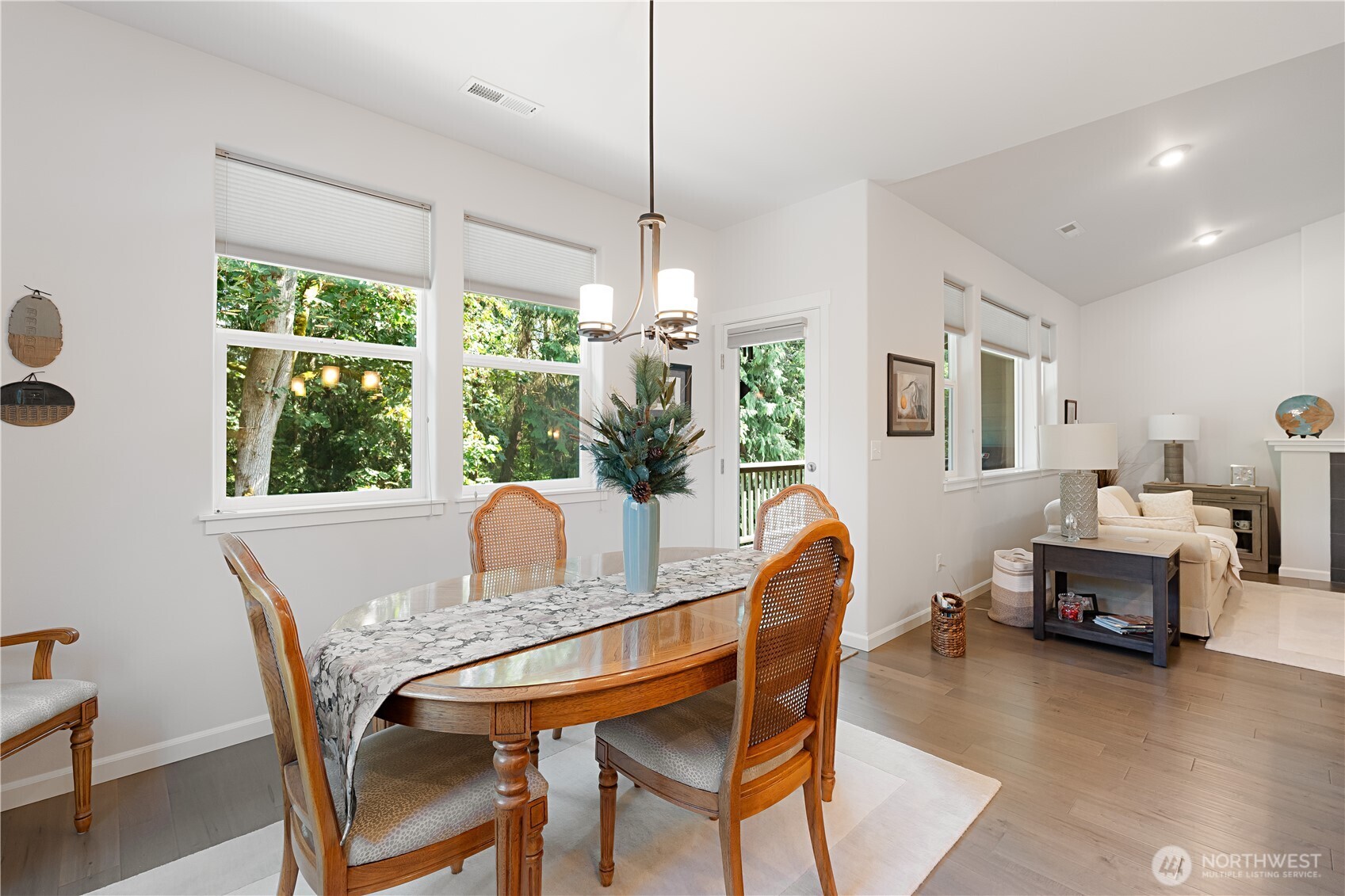 350 Lupine Court Property Photo 8
