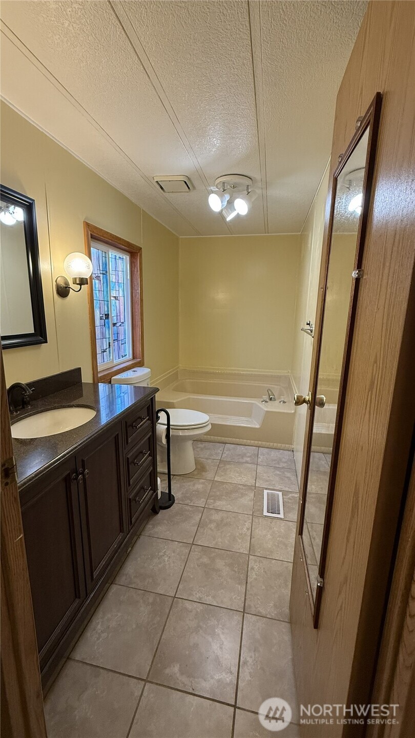 722 Ne 2nd Property Photo 6