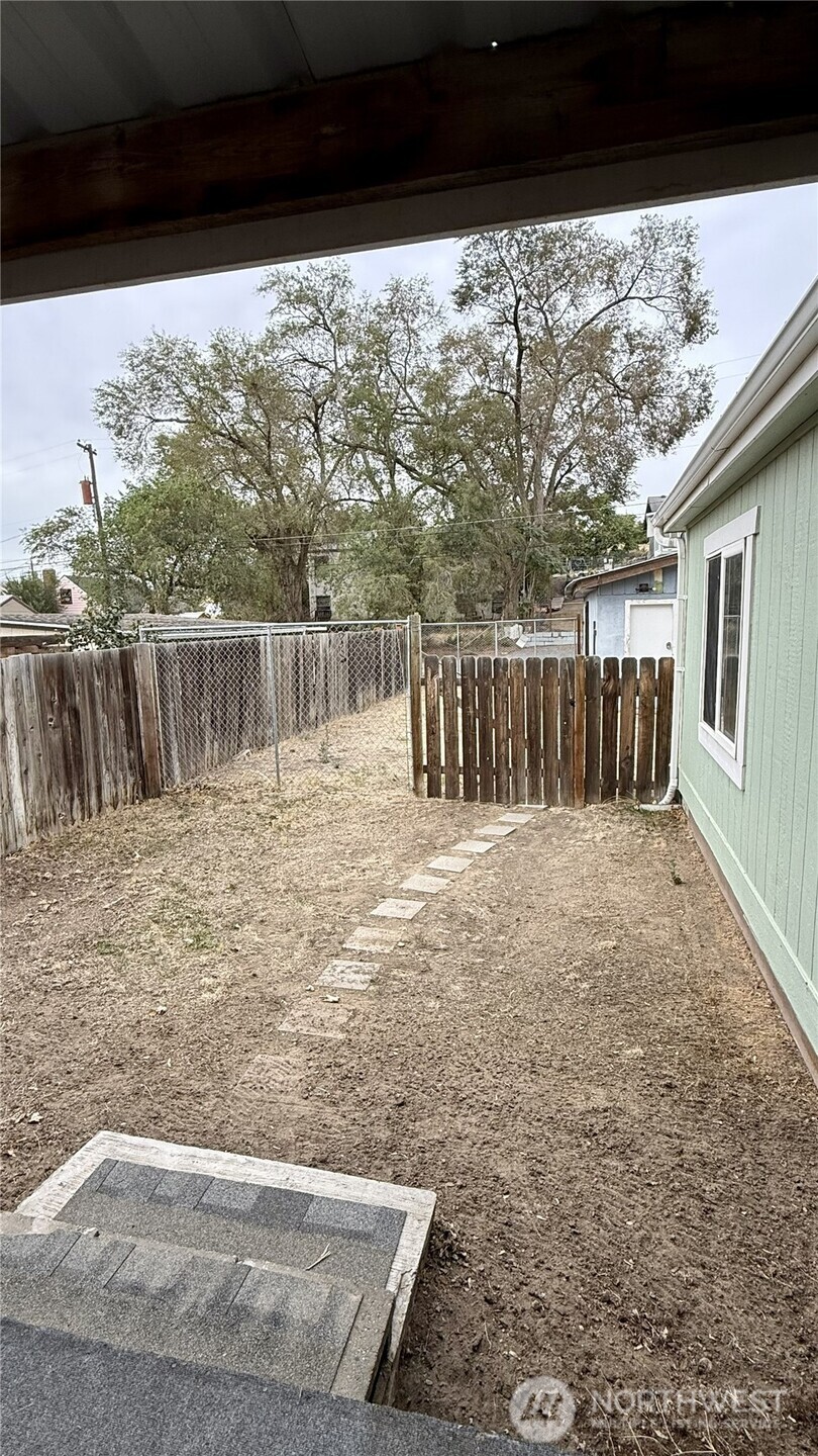 722 Ne 2nd Property Photo 17