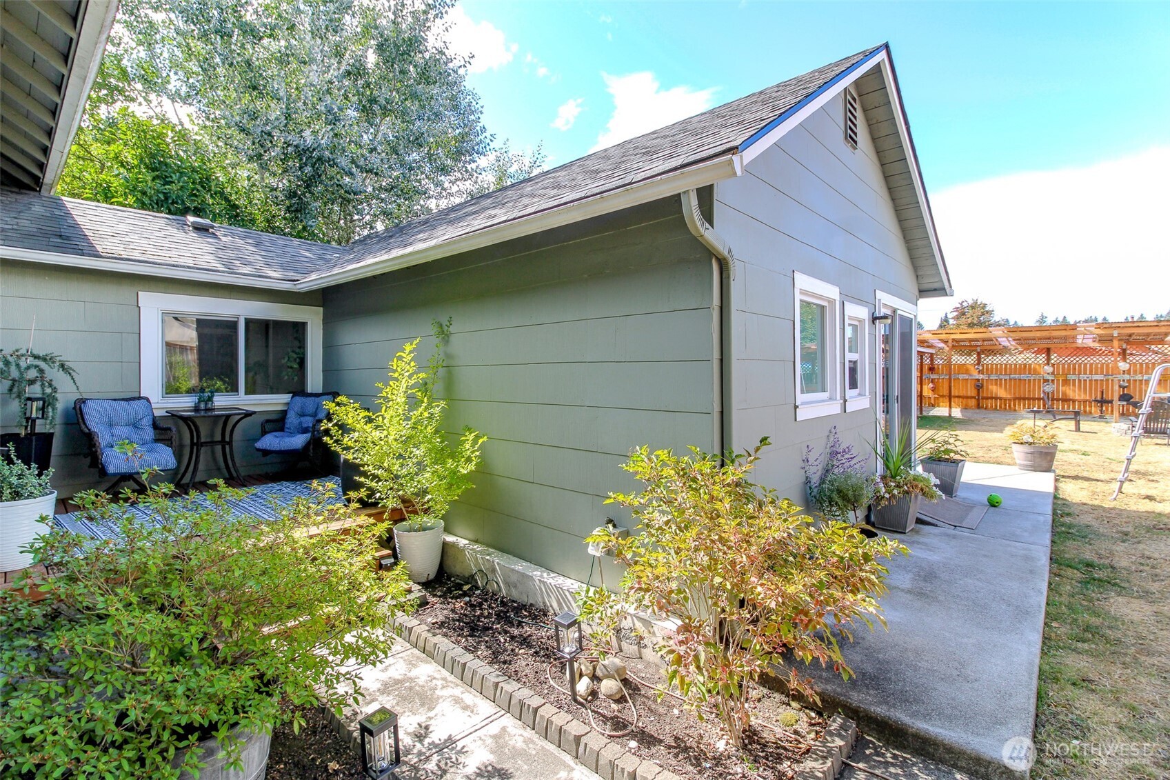 204 Se 2nd Street Property Photo 5