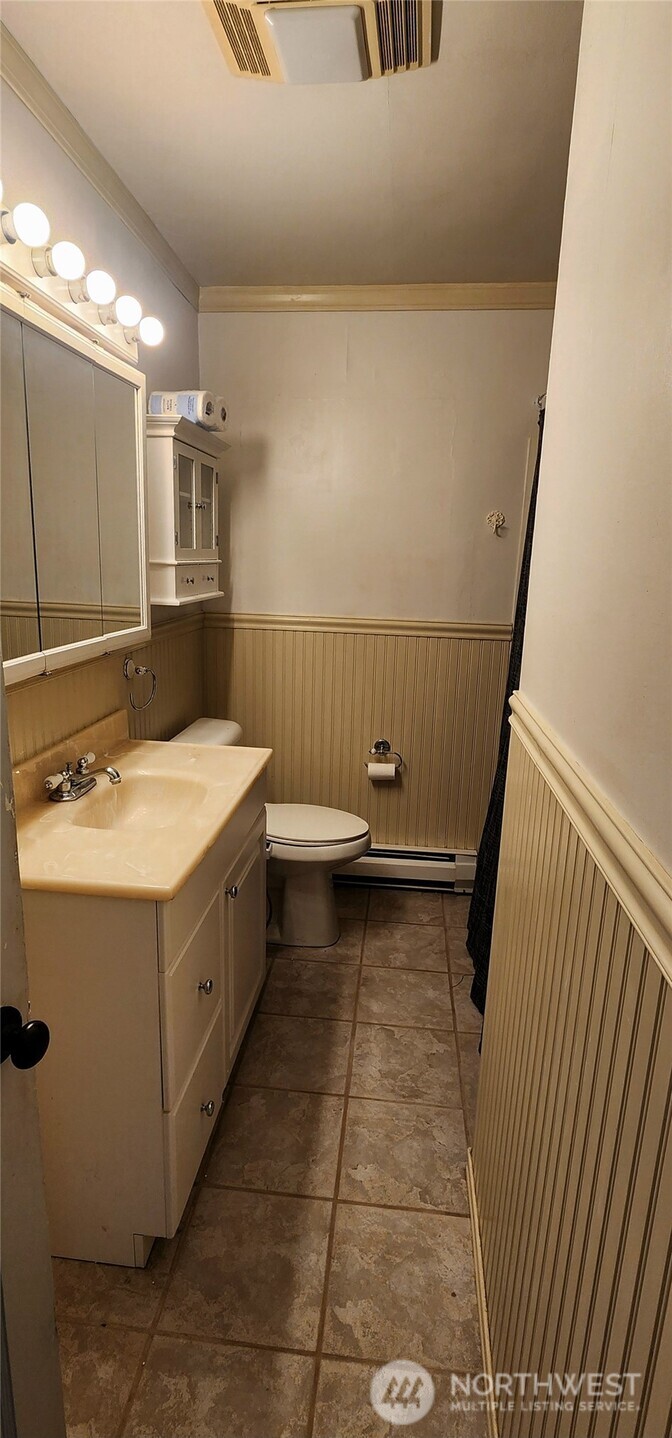 122 Ginko Street Property Photo 13