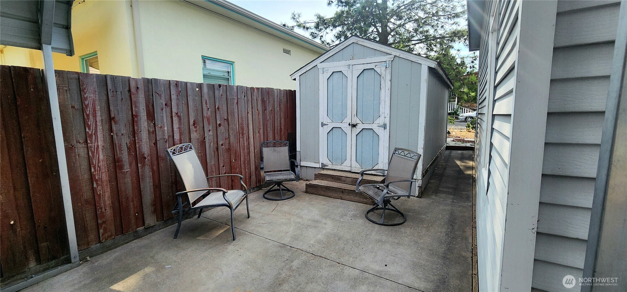 122 Ginko Street Property Photo 15