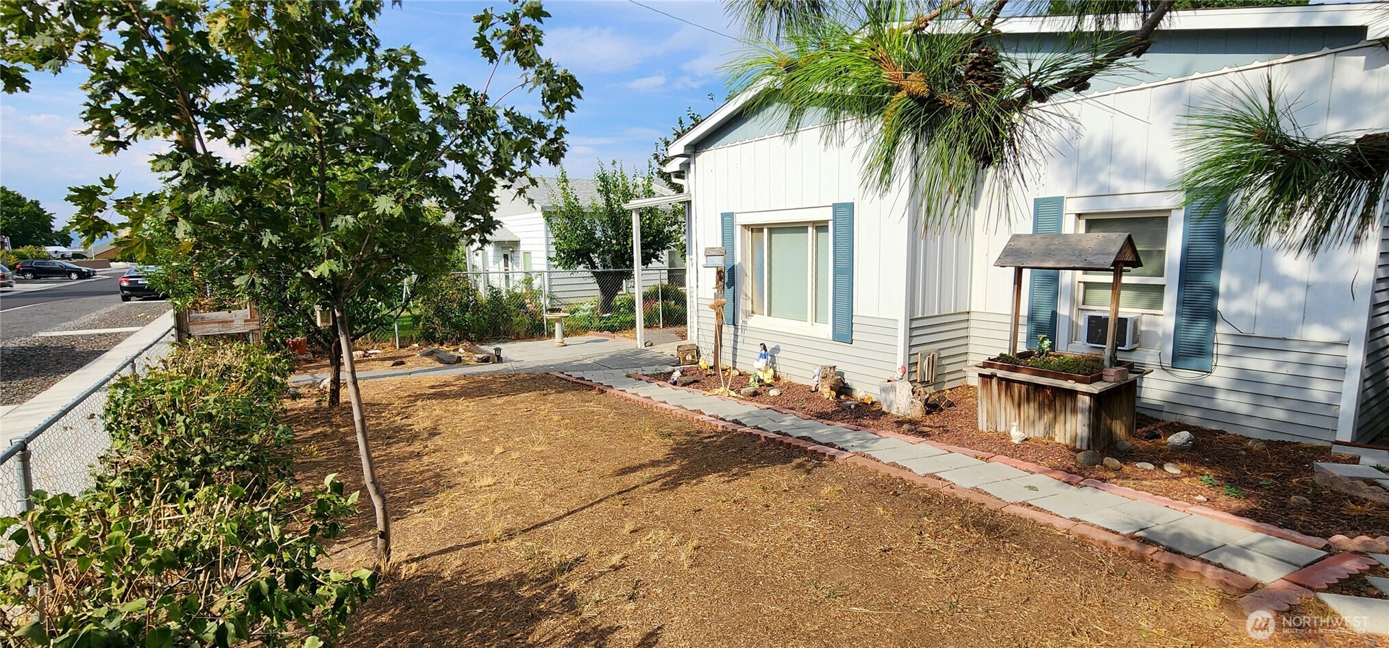 122 Ginko Street Property Photo 19