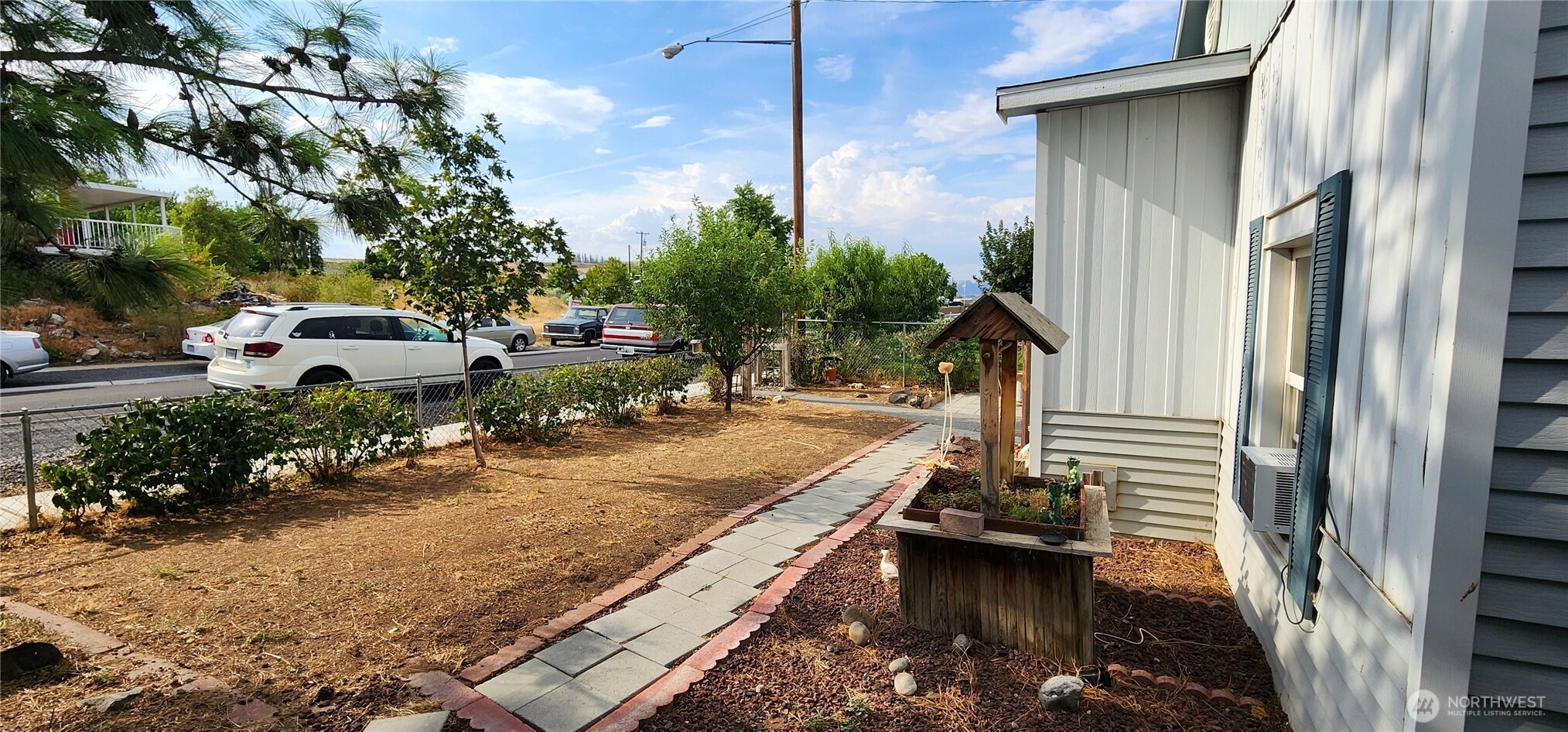 122 Ginko Street Property Photo 20