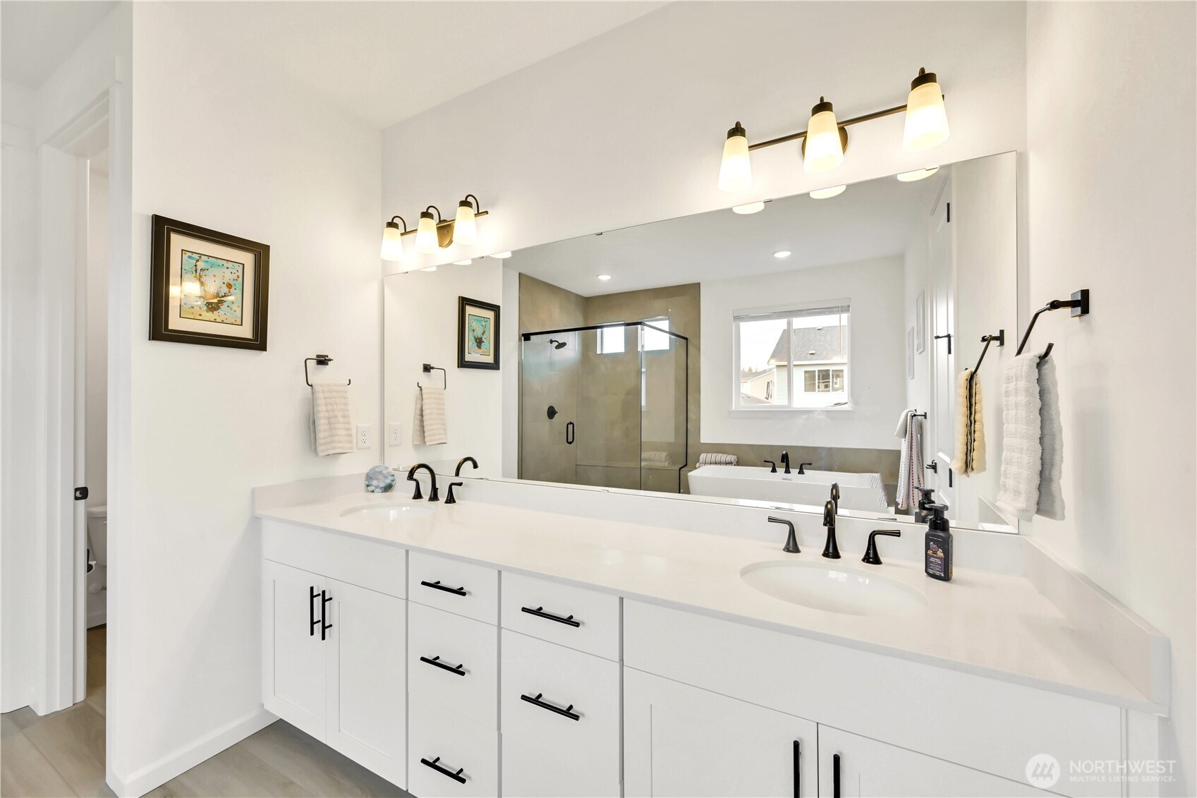 5961 Thornhill Avenue Property Photo 23