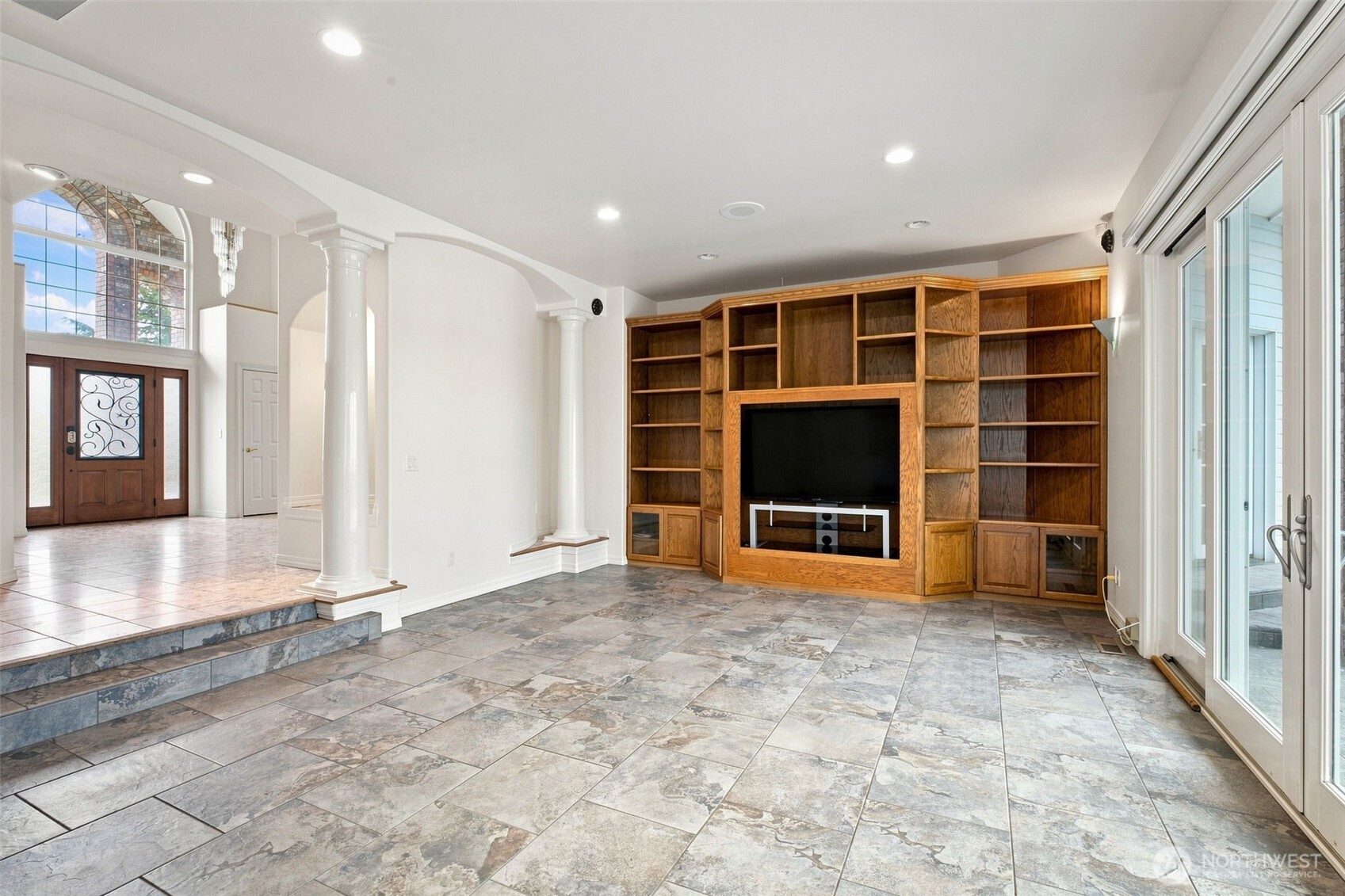 83 Koda Drive Property Photo 8