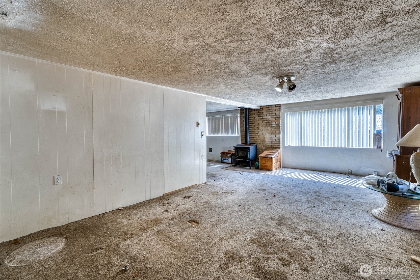 6015 Whitmore Drive Property Photo 9
