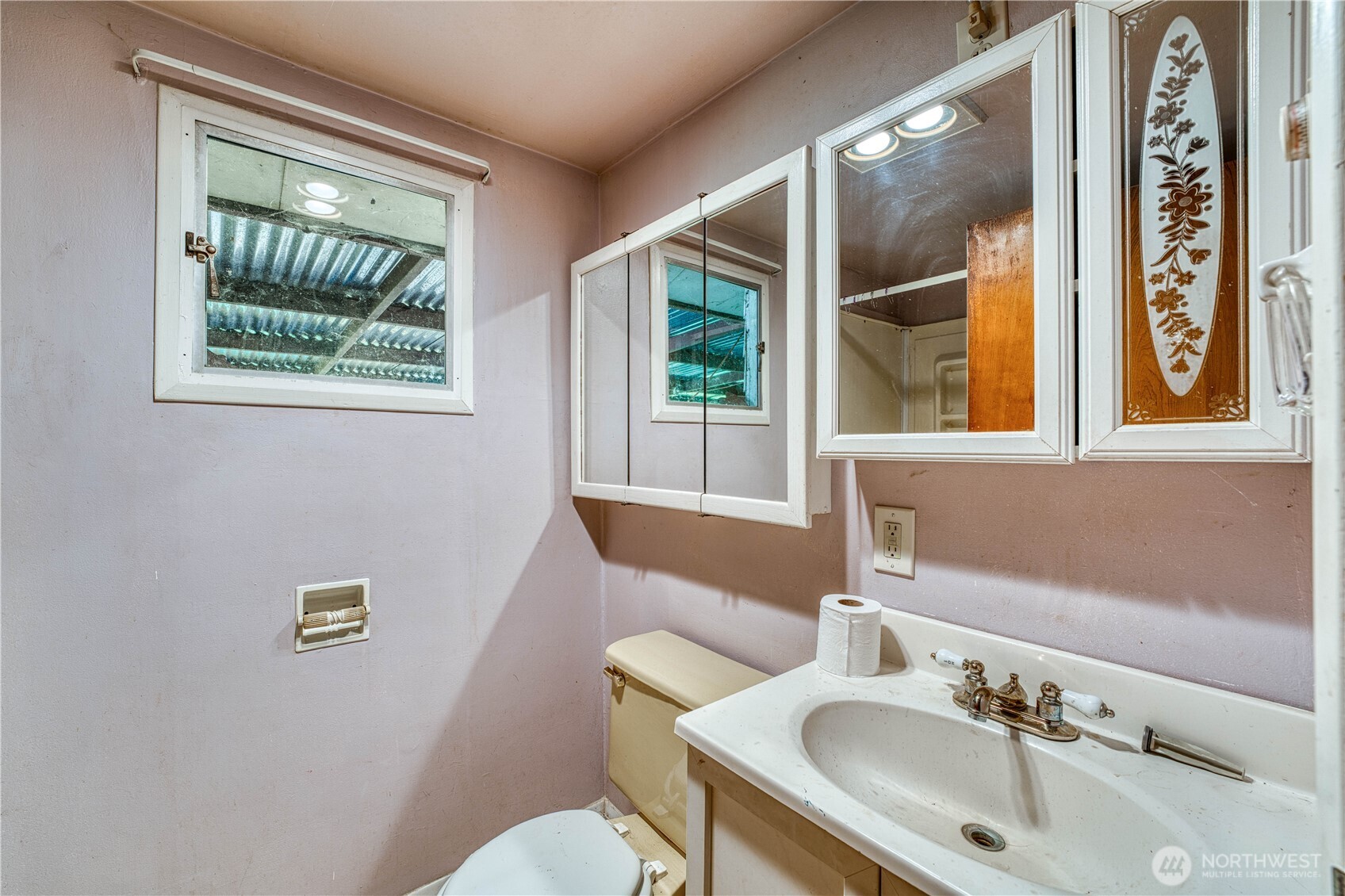 6015 Whitmore Drive Property Photo 15