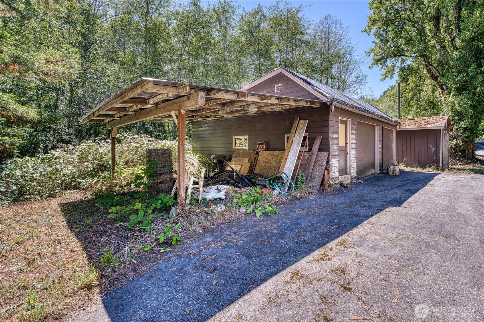 6015 Whitmore Drive Property Photo 23