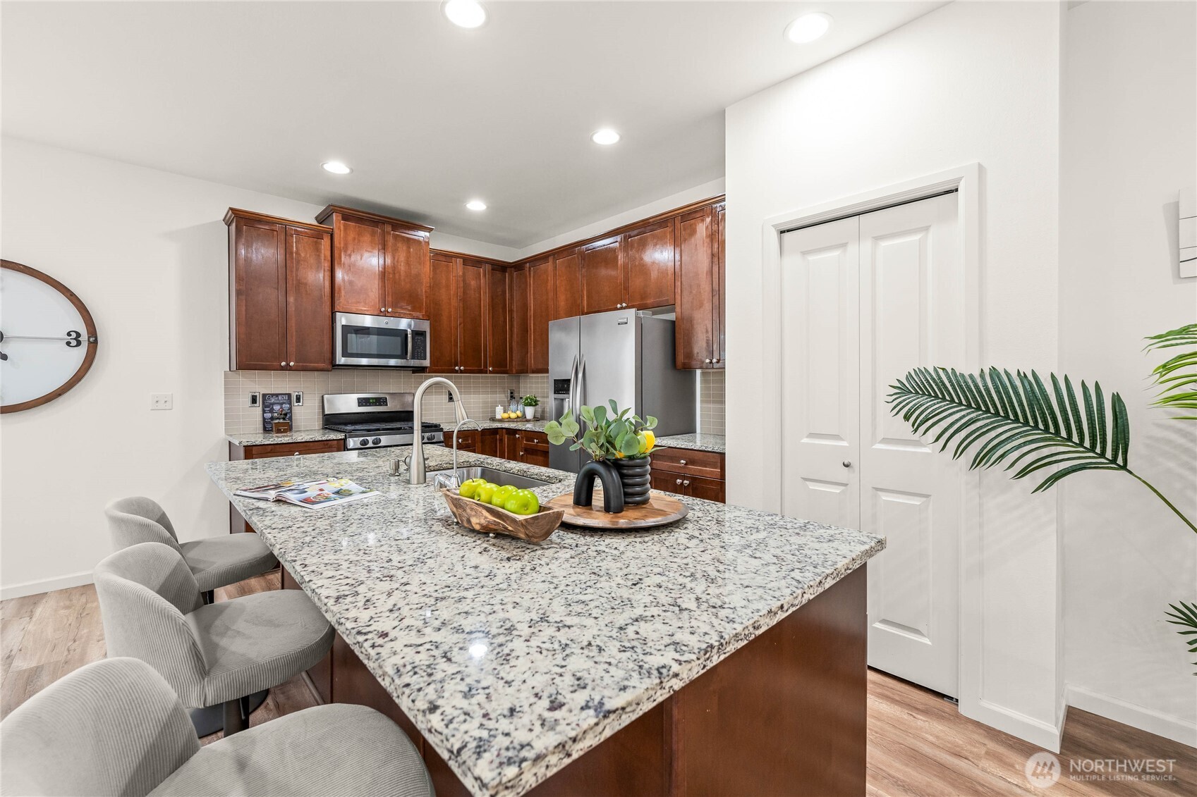 1713 98th Street Property Photo 14